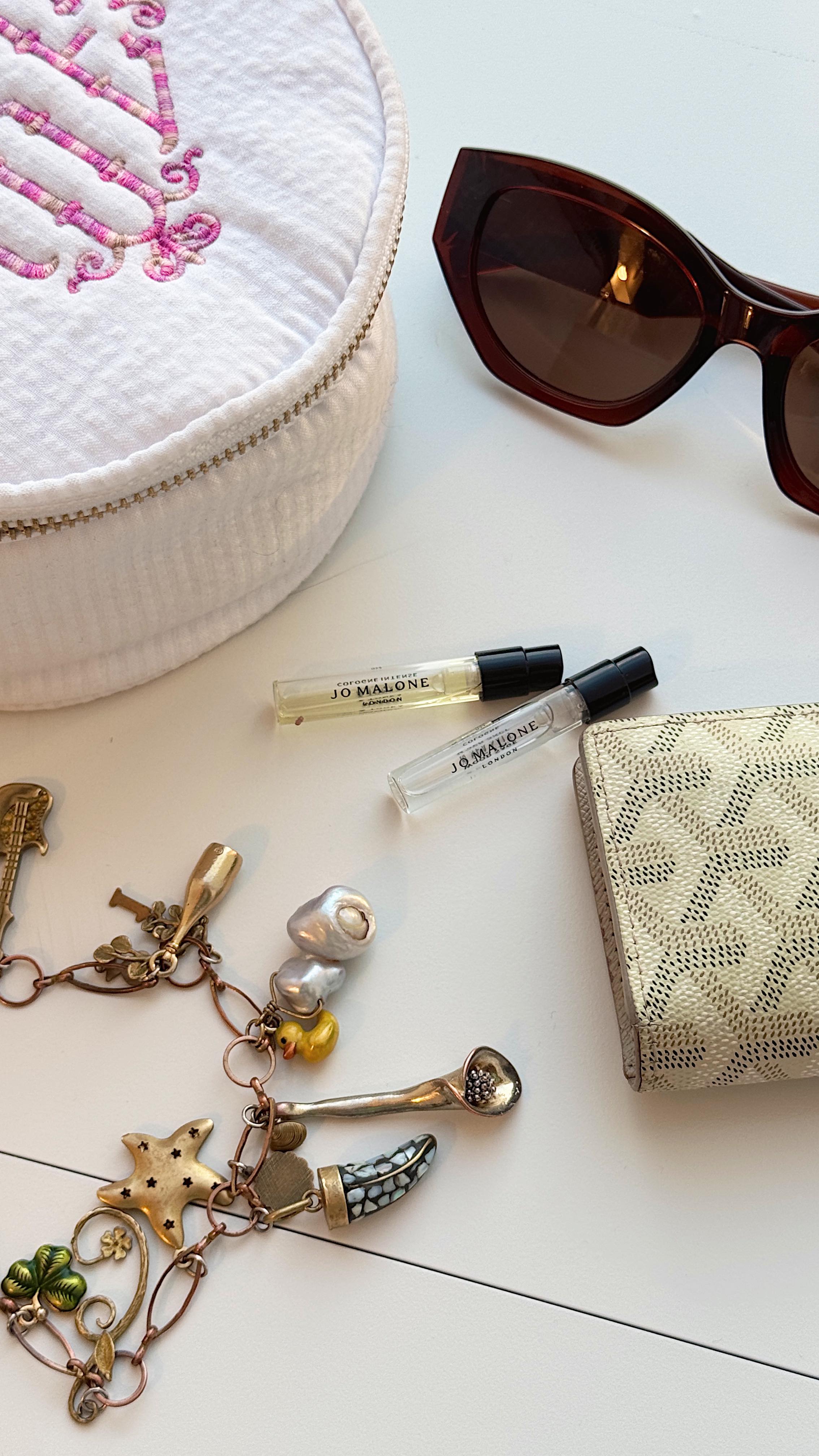 Throwback to last month at market!
#nyc #dallas #fashionjob #corporate #market #timestamps #timestampedvlog
#Vlog #6to9after9to6 #diml
#spendthedaywithme #fyp @torchystacos @hilton @glowrecipe @larocheposayusa
@tresemme @minnewyork