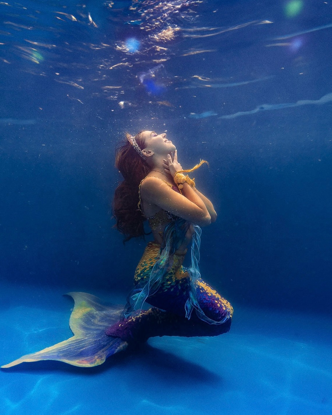 Feeling fin-tastic and floating into a blissful week 💙🌊
Love this magical shot by @jayezelga, I think she captured my happiest mermaid self 📸💕
#MermaidTarielle #MelbourneMermaid #AussieMermaid #Underwaterphotographh
