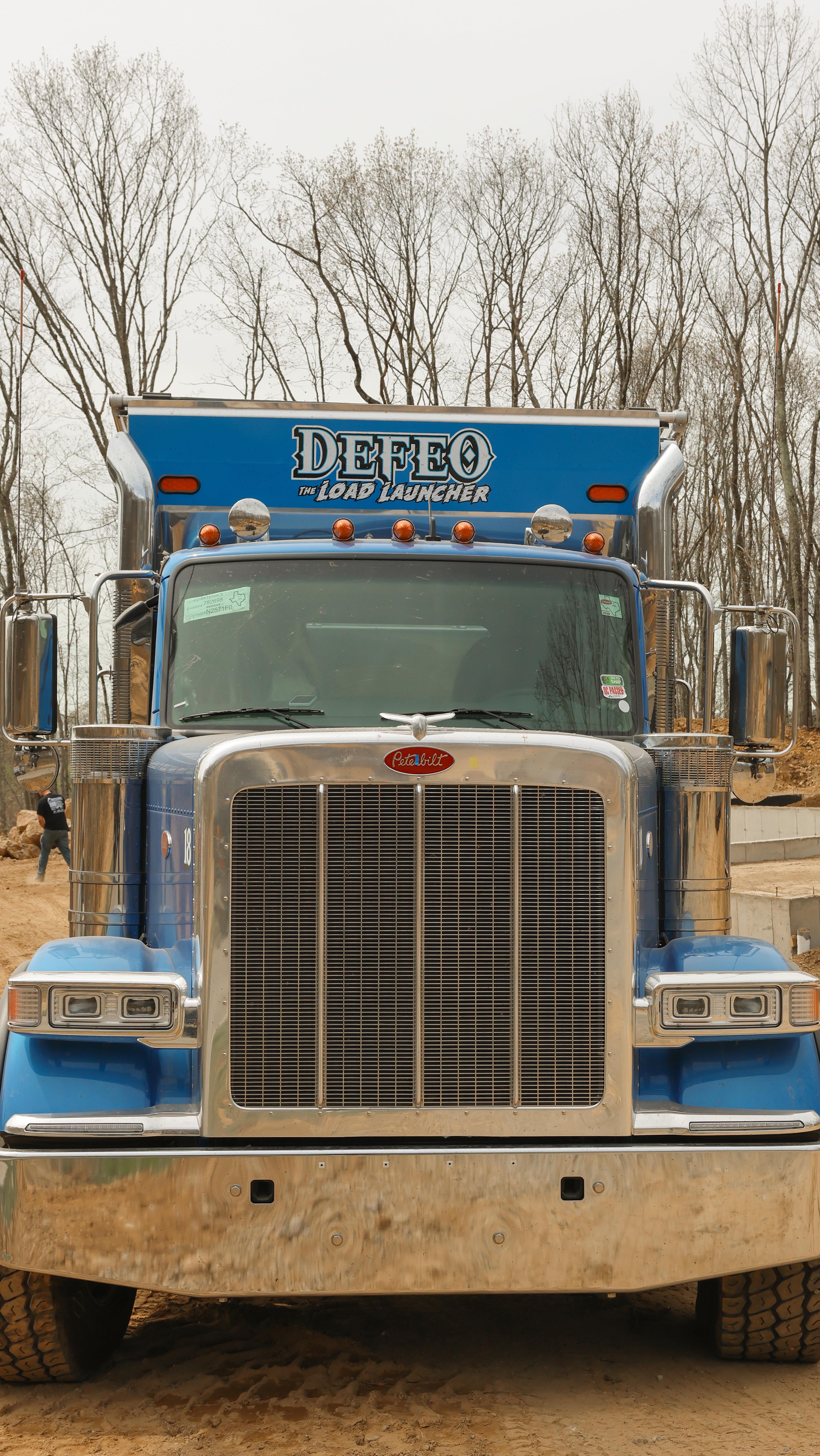 Day 2 with the #LoadLauncher ! Booking May deliveries!
.
.
.
#LoadLauncher #StoneSpreader #StoneSlinger #Aggregates #StoneSupply #SiteWork #HeavyEquipment #ConstructionInnovation #MaterialDelivery #QuarryLife