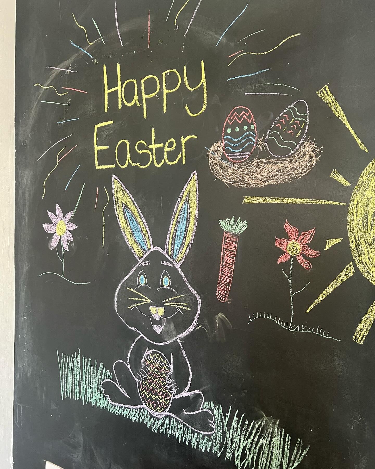 🪺 Today our children enjoyed all the joys of Easter. They had fun doing an Easter egg hunt and lots of Easter games. We would like to wish everyone a Happy Easter from all of us at AWB 💙 🐰 🐣