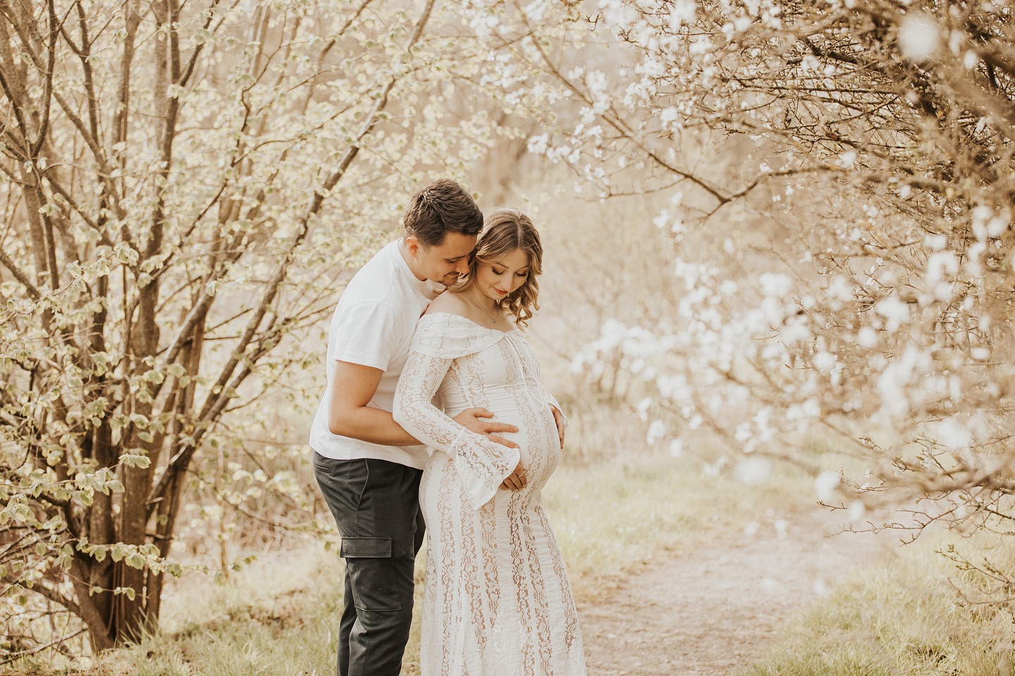Pregnancy shoots now booking for Spring/Summer – limited spots available 🥰
Doing shoots like this makes me fall in love with photography all over again! Last weekend I got to photograph a super special milestone, Kenzi & Nath’s maternity shoot 🫶🏻
Kenzi & I met 10 years ago, both studying our degrees in photography, which fast forwarded to then standing beside each other as maid of honours at both our weddings, and now I got the honour of capturing her and Nathan as they get ready to meet their little boy 🤍
What a perfect shoot, the light was shining, with blooming spring trees in the background, the perfect time to get outside and photograph this April.
Thank you for letting me capture these memories for you, I’m so excited to watch you both become parents!🥰