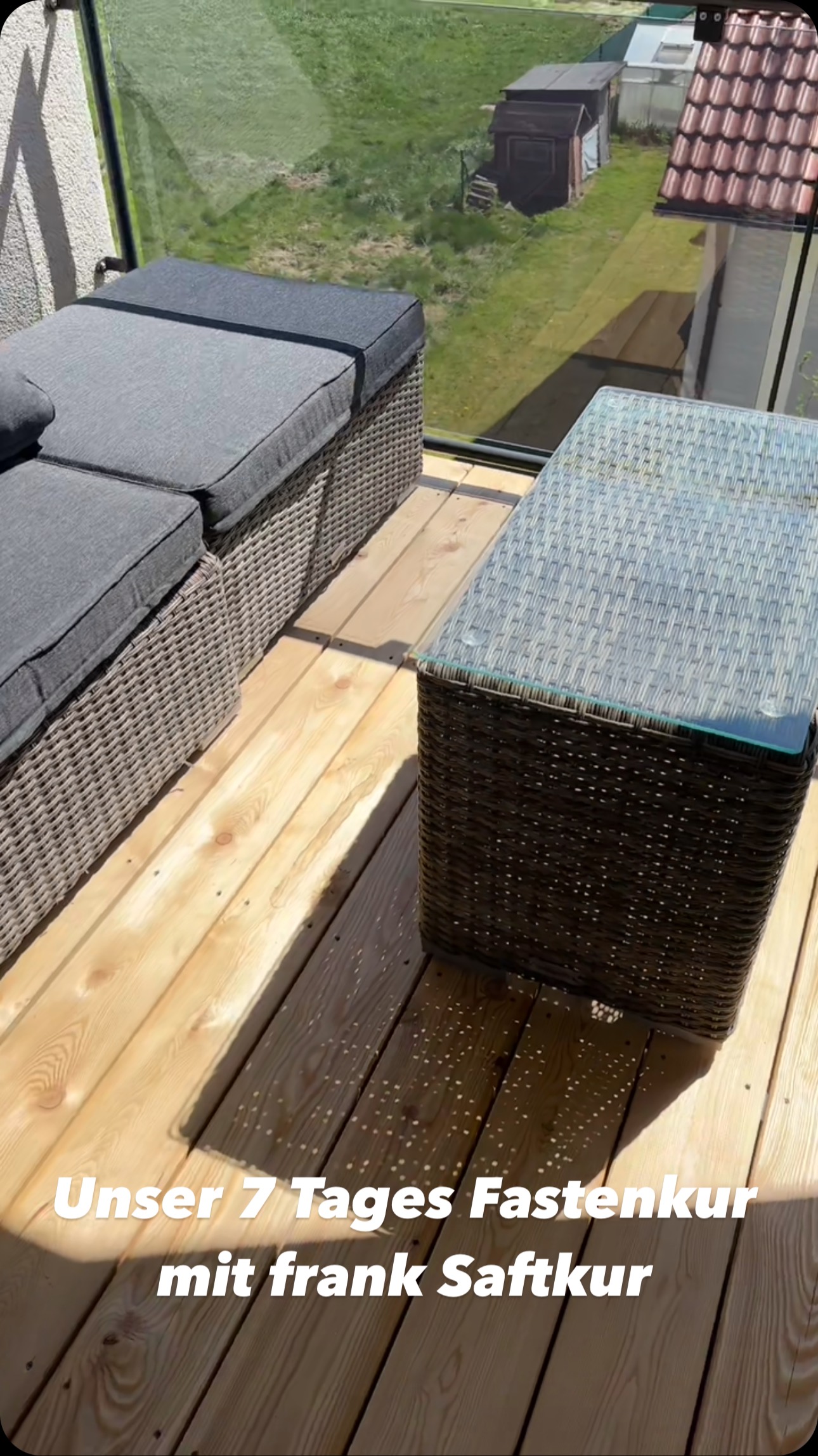 Unsere Erfahrungen und Aktivitäten während der 7-Tages Frank Saftkur - wenn du mehr darüber wissen willst wie es mir erging schreib mir in den Kommentaren oder über mein Profil ⬆️