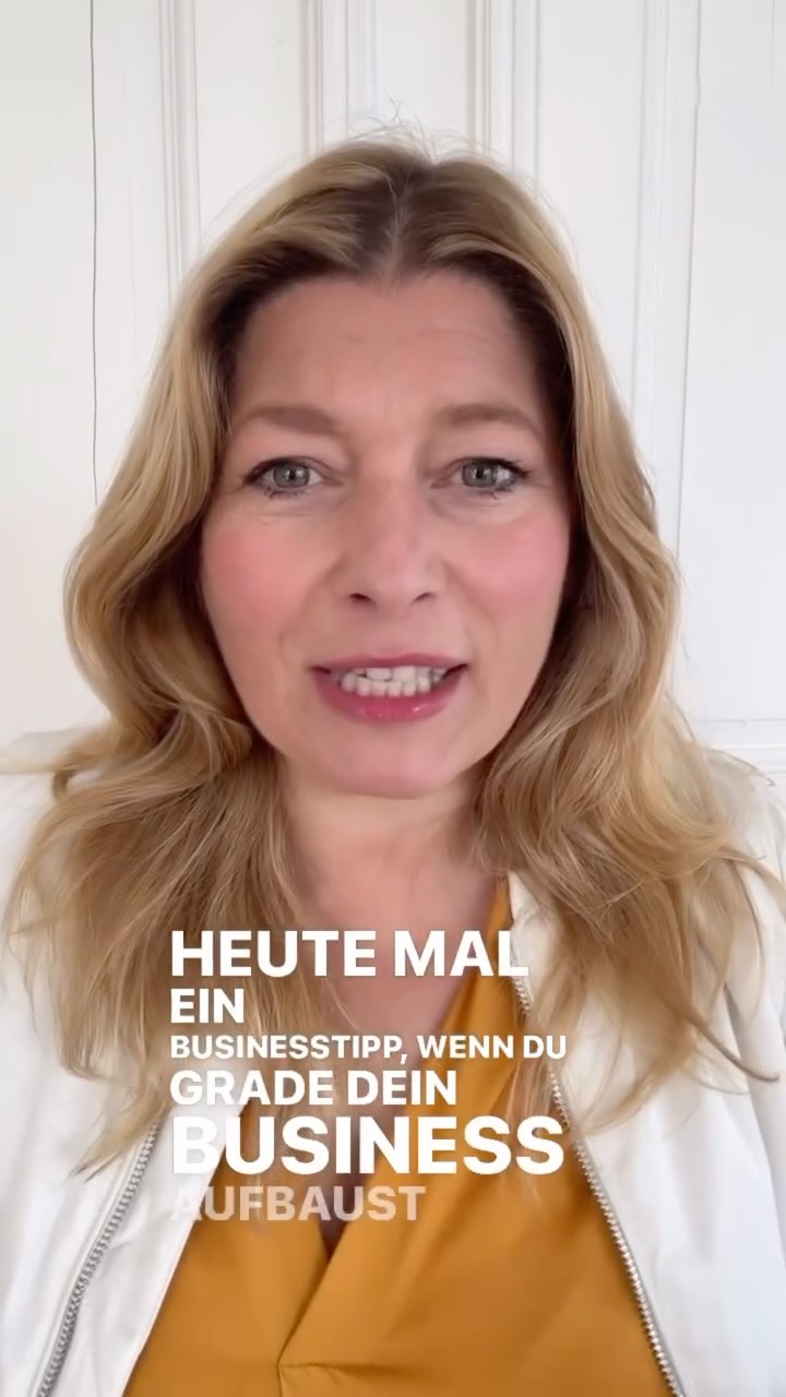 Heute ein Business- bzw.. Marketing-Tipp zum Thema Kommunikation.
Poste - vor allem, wenn du neu am Markt bist - nur ein Thema, nämlich dein Kernthema. Gerade Instagram verführt dazu, verschiedenste Botschaften abzusenden, durch Stories und die vielen verschiedenen Formate. Aber du musst ersteinmal dein Angebot platzieren. Beziehe und verknüpfe alle Botschaften mit deinem Kernthema.
Bleib Single mindest, so arbeiten auch große Unternehmen, Sie investieren hohe Summen, um eine Message in ihrer Kommunikation zu platzieren… Beispiel IKEA. Jede Kommunikation von ihnen bewirbt…..Einrichtung, genau.
Nutze gern meine Marketing Beratung :-).