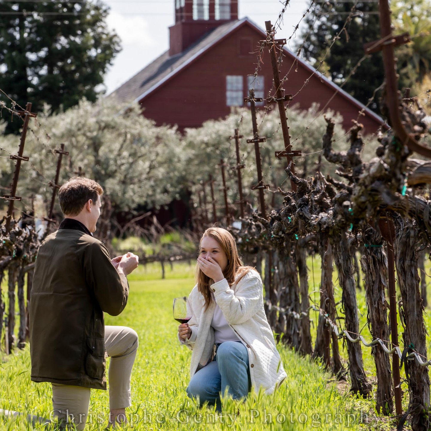 Still feeling the magic from Briana & Zach’s secret proposal at Turnbull Winery in Napa 🍇✨
The kind of laughter that echoes through the vines and a “yes” that lit up the whole valley 💍💕
Pure emotion. Pure joy.
Moments like this make it all worth it.
#NapaProposal #TurnbullWinery #EngagedInNapa #NapaProposalPhotography #SheSaidYes #CandidLove #WineryEngagement