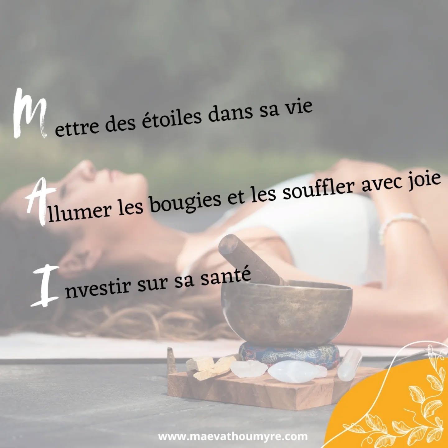 Bienvenue Mai ! Pour moi le meilleur mois de l'année 🌺
Le mois du printemps, des beaux jours, des jours fériés, mais aussi de mon anniversaire 🎂 , synonyme de repas de famille, entre amies 🥰, journée off, temps pour moi et quand même du travail, des suivis naturopathie, d'atelier et toujours de belles rencontres 😊 💛
Les beaux jours arrivent alors profites en pour :
🔅 te mettre pieds nus dans l'herbe le matin en ayant conscience de te recharger de l'énergie de la 🌎
🔅 t'exposer bras et jambes nus 30 minutes par jour au soleil pour synthétiser la vitamine D (évite de t'exposer aux heures les plus chaudes)
🔅 promène toi dans la nature et en conscience contemple. Pas de podcast, juste toi et le bruit des oiseaux, du vent 🍃
🔅 accorde toi 5 min par jour pour faire des étirements tous les matins
🔅 hydrate toi, 1,5L d'eau par jour c'est le minimum avec les beaux jours qui arrivent
Investir sur sa santé ne nécessite pas forcément de grands moyens. Il existe des choses simples et gratuites pour vous reconnecter à vous, prendre soin de votre corps physique & mental.
Je vous accompagne en naturopathie mais aussi en phytothérapie 🪷 pour retrouver l'équilibre global du corps & de l'esprit en vous donnant des outils simples, accessibles et naturels 🌳.
Prenez soin de vous, votre corps est capable de beaucoup lorsque vous lui en donnez les moyens.
Dites moi en commentaire quelles sont vos petites astuces pour vous apaiser ?
#naturopathie #artdevivre #techniquesnaturo #mieuxetre #santenaturelle #changezvoshabitudes #soindesoi #naturopathieauquotidien #respiration #nutrition #alimentationsaineetequilibré #alimentationsante #conseilssante #consultationnaturopathie #maevathoumyrenaturopathie #naturo #naturopathedeuxsevres #vasles #parthenay #deuxsevres