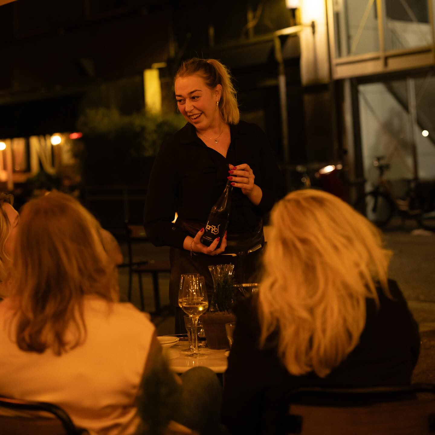 Niets is fijner dan de week eindigen én beginnen met een goed glas wijn.
#koffiebar #eetbar #wijnbar #woerden #wijn