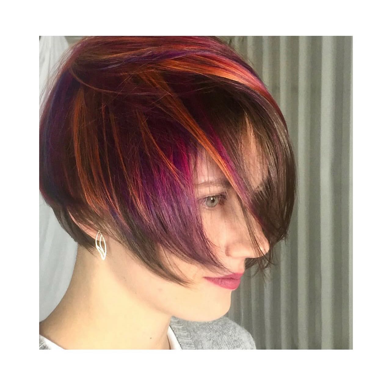 Not your average bob—this cut slices through the ordinary with electric streaks of copper, magenta, and violet. Sharp lines, bold color, zero apologies.
@glynnnjonezzz @glynnjonessalon @joico
#EdgyHair #BoldBob #HairWithAttitude #FearlessColor #CuttingEdgeStyle #ElectricHair #VividVibes #ColorRebel #NoBasicBobs #HairThatSlaps #StatementHair #ChopAndSlay #HairUnfiltered #glynnjonessalon #dmvsalon #