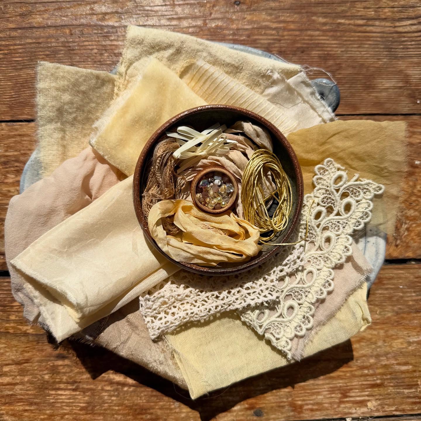 As promised… the boxes are ready!
Say hello to Buttercup and Peach — the newest additions to the faded Glamour collection and I’m so excited to finally share them with you!
But I want to be honest with you — this week has been incredibly tough. In the early hours of Monday morning, my brother suffered a heart attack. As you can imagine, it’s been a heavy, emotional time. I’ve been at the hospital when I can, and his partner has been by his side throughout. My focus had to shift to what truly matters most — family. And I know you’ll all understand and support that.
Because of everything going on, I didn’t get the time I’d planned to set everything up properly online. So this time, the first batch of boxes will only be available via Message. Future sets will be available on my website.
They’re £36 with Free UK Shipping, and £16 for International Shipping.
If you’d like one, just drop me a message!
Please note, as they’re handmade, no two boxes are the same and there may be a slight variation. It is also just me, so stock is limited.
Thank you for your continued love, patience, and support — it means the world.
Clare x
Please get in contact if you have any enquiries
————————————
Website available at top of my page!
————————————
Shipping available for : United States, Canada, New Zealand, Australia and UK
————————————
Instagram: @clare.bullock.maker
Facebook: Clare Bullock Feltmaker
Pinterest: Clare Bullock Feltmaker
————————————
#felting #wetfelting #merinowool #textiles #textile #textiledesign #clarebullockfeltmaker #art #sew4thesoulbook #sew #sewin #bedford #bedfordshire #sharnbrook #workshop #workshops #artist #wool #woolfelt #fabric #threads #slowstitching #stitching #handmade #creativity #creative #embroidery