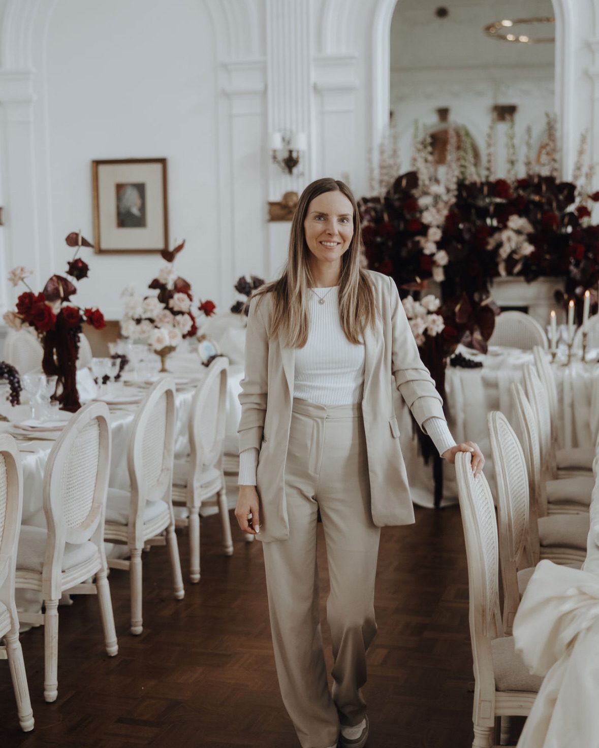 ATTENTION all engaged couples - wedding in 2026 - wedding planners & vendors: THIS is not a drill!
The FIFA World Cup 2026 is coming… and trust us, you don’t want your wedding day to fall on a knockout match.
Starting from the Round of 16, things get wild – families cancel plans, guests sneak in headphones, and DJs get very suspicious song requests.
Imagine this:
You’re walking down the aisle…
Meanwhile, half your guests are secretly checking the score.
Save yourself the stress (and the “GOAAAL!” during your vows).
Avoid these dates. Plan smart. Celebrate BIG.
Not just your love, but your full guest list’s attention.
Swipe to see the match days you should NOT get married on in 2026!
That’s my job - Planning right and know things before it’s to late !
#worldcup2026 #weddingplanning #engaged2026 #weddingtipps #fifa2026 #weddingdisasteraverted #weddingday #weddingplanners
Workshop: @vickybaumann.de
Eventplaner:
@levin.wedding
Location: @villa_langenberg
Day Assistent : @perfectplan.weddings
Deco+Furniture+Crockery: @hochzeitsdekoration
Flower: @bluetenreich_florist
Paper: @papierromantik
Traverse: @arndt_eventtechnik_
Bridal styling: @ninanolepahairmakeupdesign
Dress: @annettebasilius.d_s
Cake: @lepompom_cupcakes
Catering: @catering_royal_nrw
Couple: @modelcouple.jm