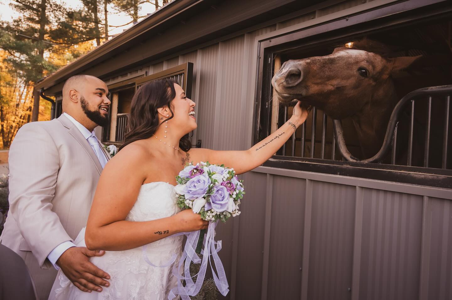 When the wedding venue has animals and they let you pet them 😍🐎🫶🏼
We are huge animal lovers so if you’re ever wondering if we’d be down to photograph barnyard or zoo animals with you or you have a best dog and maid of pawnor in your wedding party, WE ARE HERE FOR IT🐾👏🏼
.
.
.
#ohioweddingphotographer #ohioweddingvideographer #ohioweddings #couplesphotographer #celebratelove