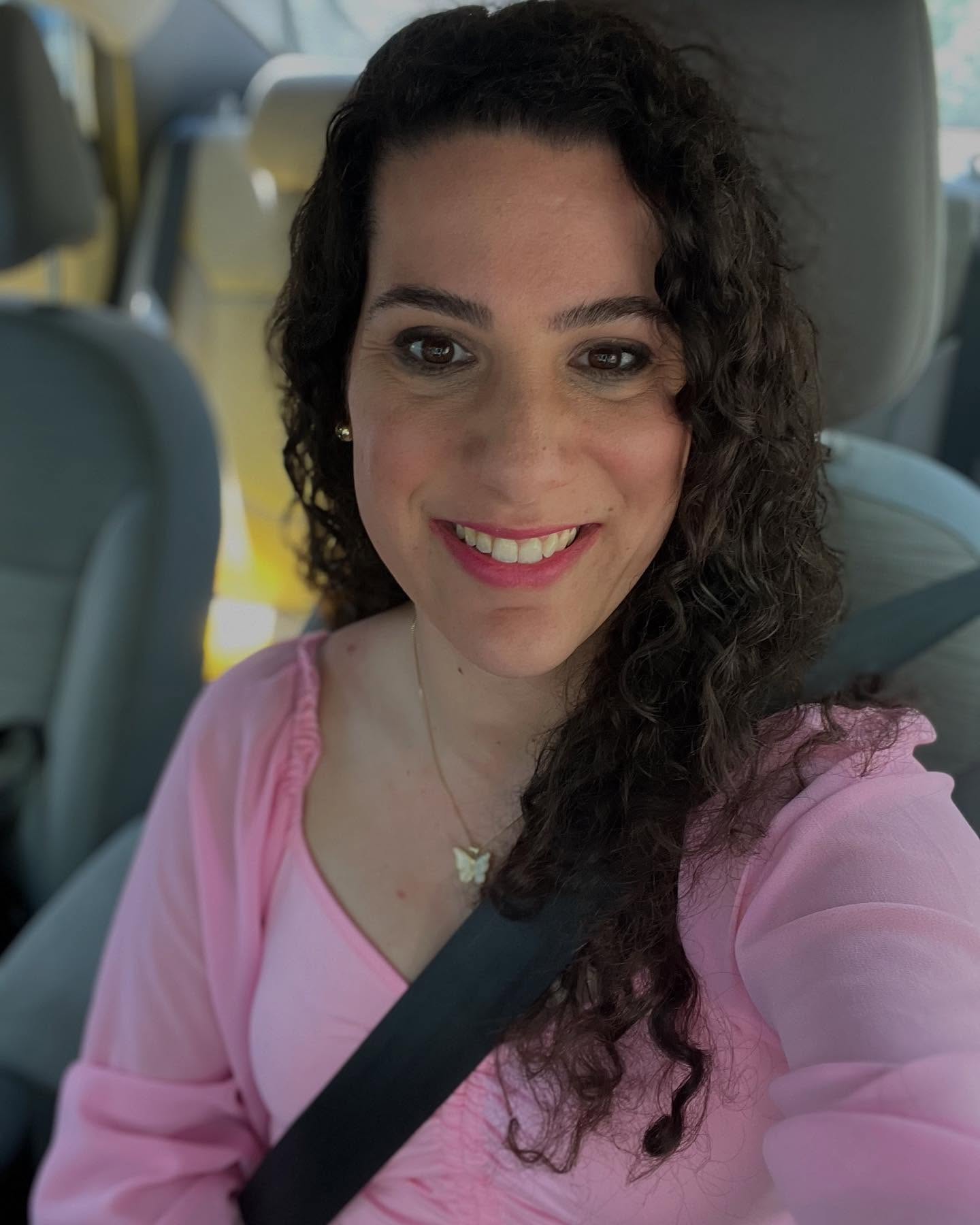 Happy Easter from my family to yours!!
Feliz Pascua desde mi familia hasta la tuya!!!🐣🐣🐣🐣🐣🐰🐰🐰🐰🐰🐰🐰
@granadachurch #eastersunday #musician #flute #flauta #flutist #flautista #flutistsofinstagram #orchestra #woodwinds #instamusicians #classicalmusic #classicalmusiciansofinstagram #southfloridamusicians #miamimusicians #altusflutes #playhomieplay #keepgoingstrong