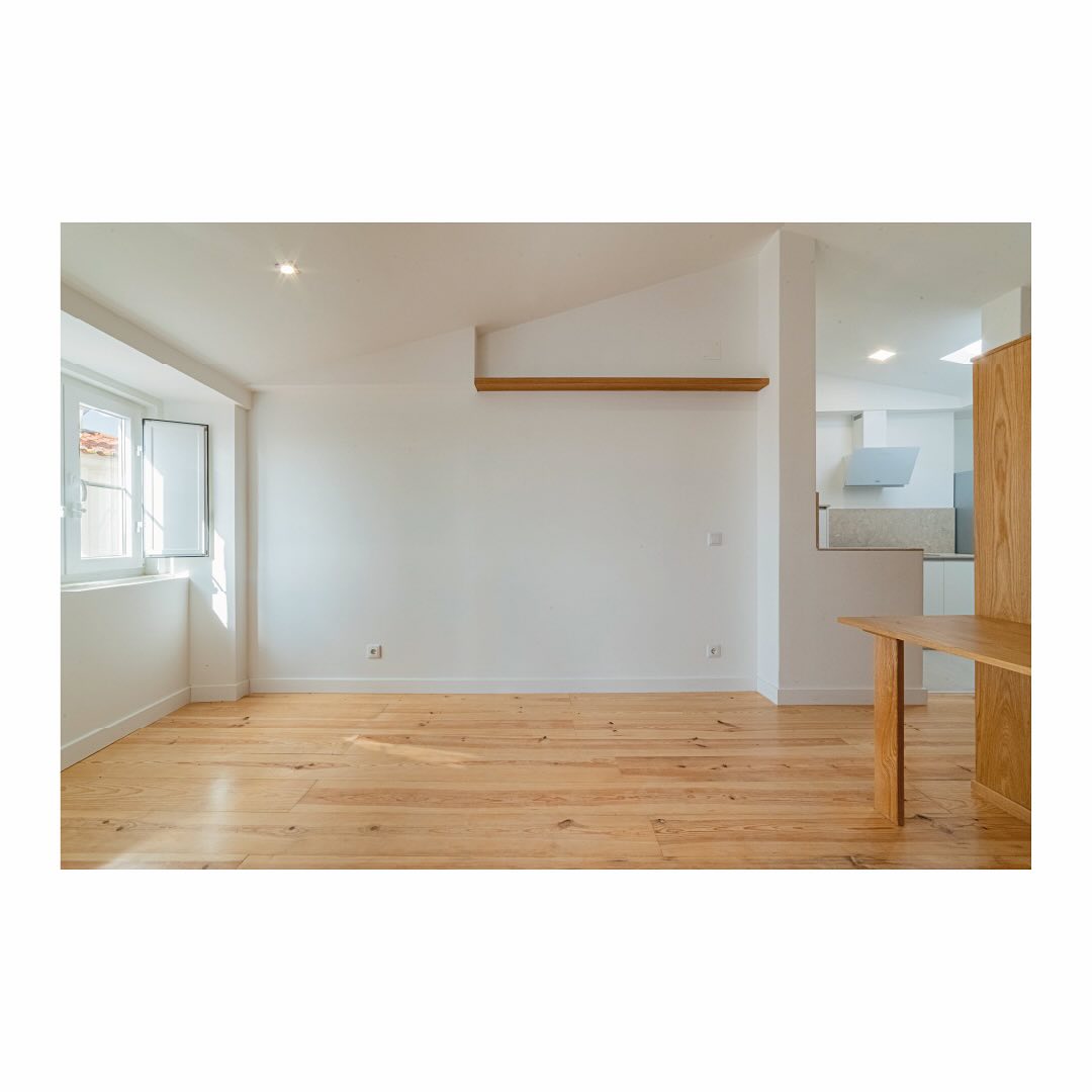 ~ APARTAMENTO RUA DA REGUEIRA ~
Renovação
Alfama, Lisboa
~ 2025 ~