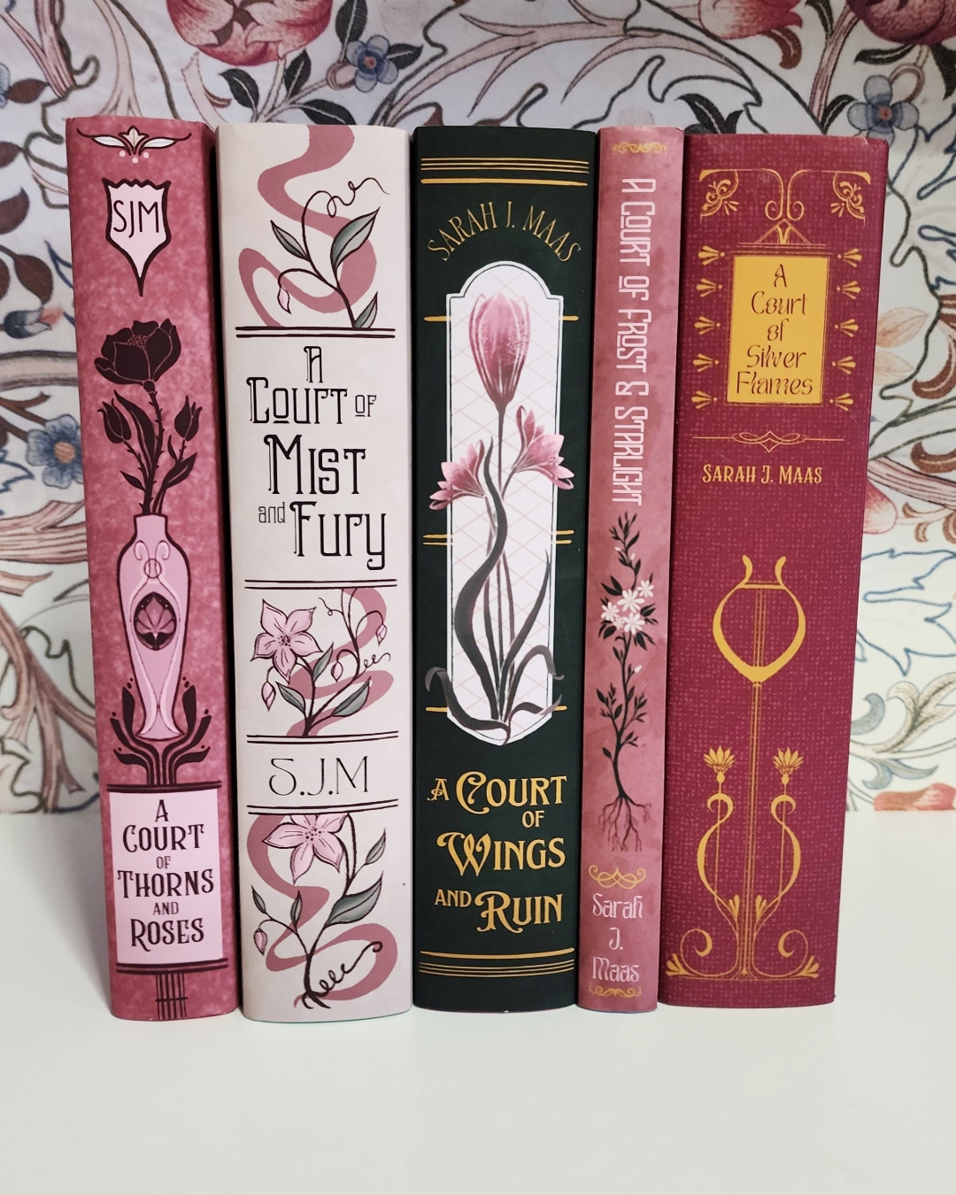 Sometimes nothing beats the original! Which colourway do you like best for our ACOTAR Dust Jackets?