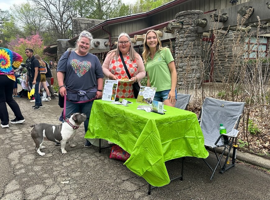 Spring has been in full swing at the Field Center!
Between student research, class visits, and other exciting events, we’re loving the energy around here. Plus, our tabling presence at local events is growing by the day! Grateful for all the connections and collaborations!! 🌼