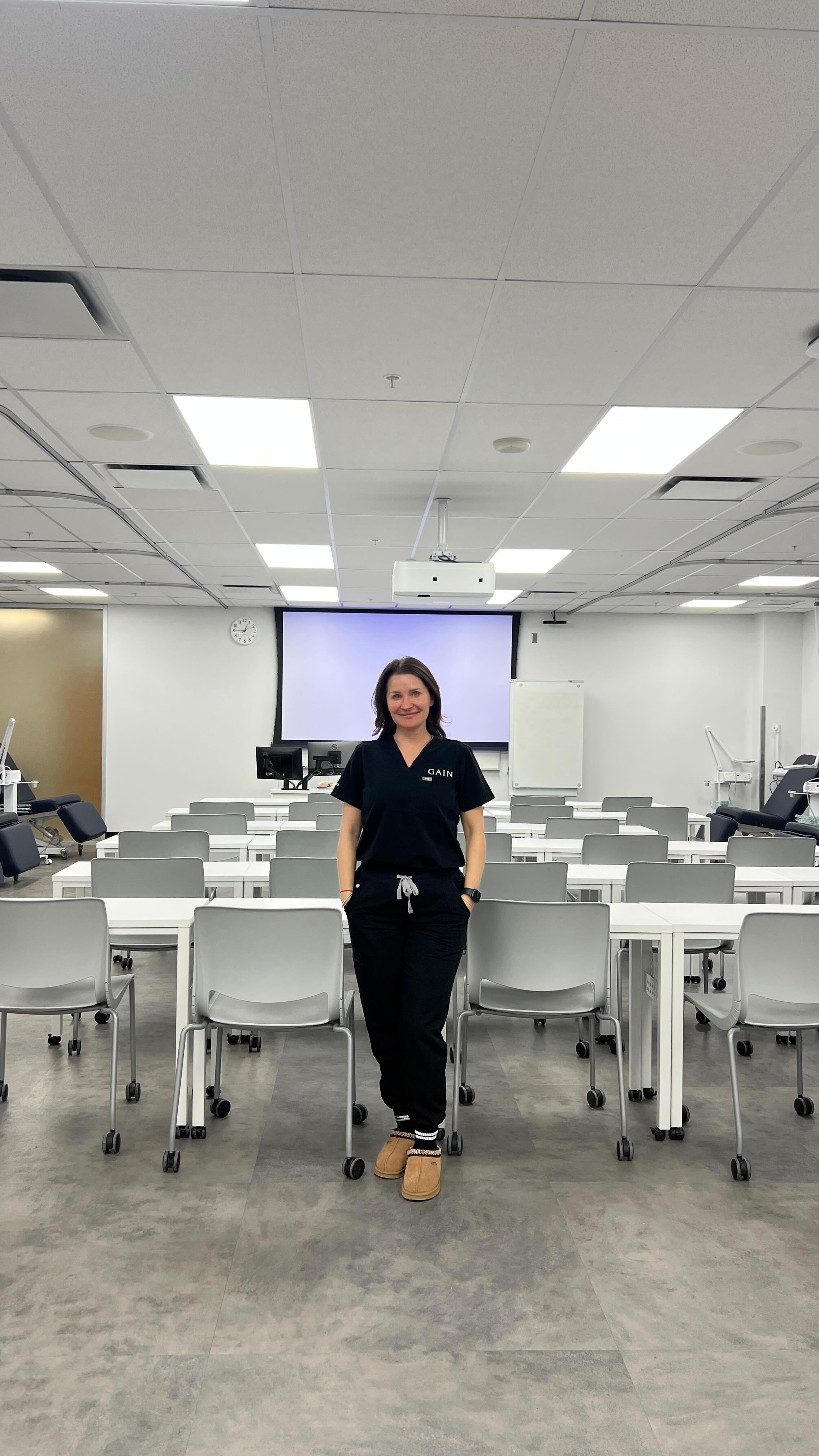 I had the pleasure of teaching Injectables at Seneca College this semester, and it was truly an incredible experience shaping the injectors of the future. Not only did I get to share my knowledge and skills, but I also had the chance to collaborate with amazing colleagues and make new friends along the way.
Congratulations to everyone on finishing the semester strong! Good luck!
.
.
.
#neuromodulator #injections #education #nurseinjectors #dermalfillertraining