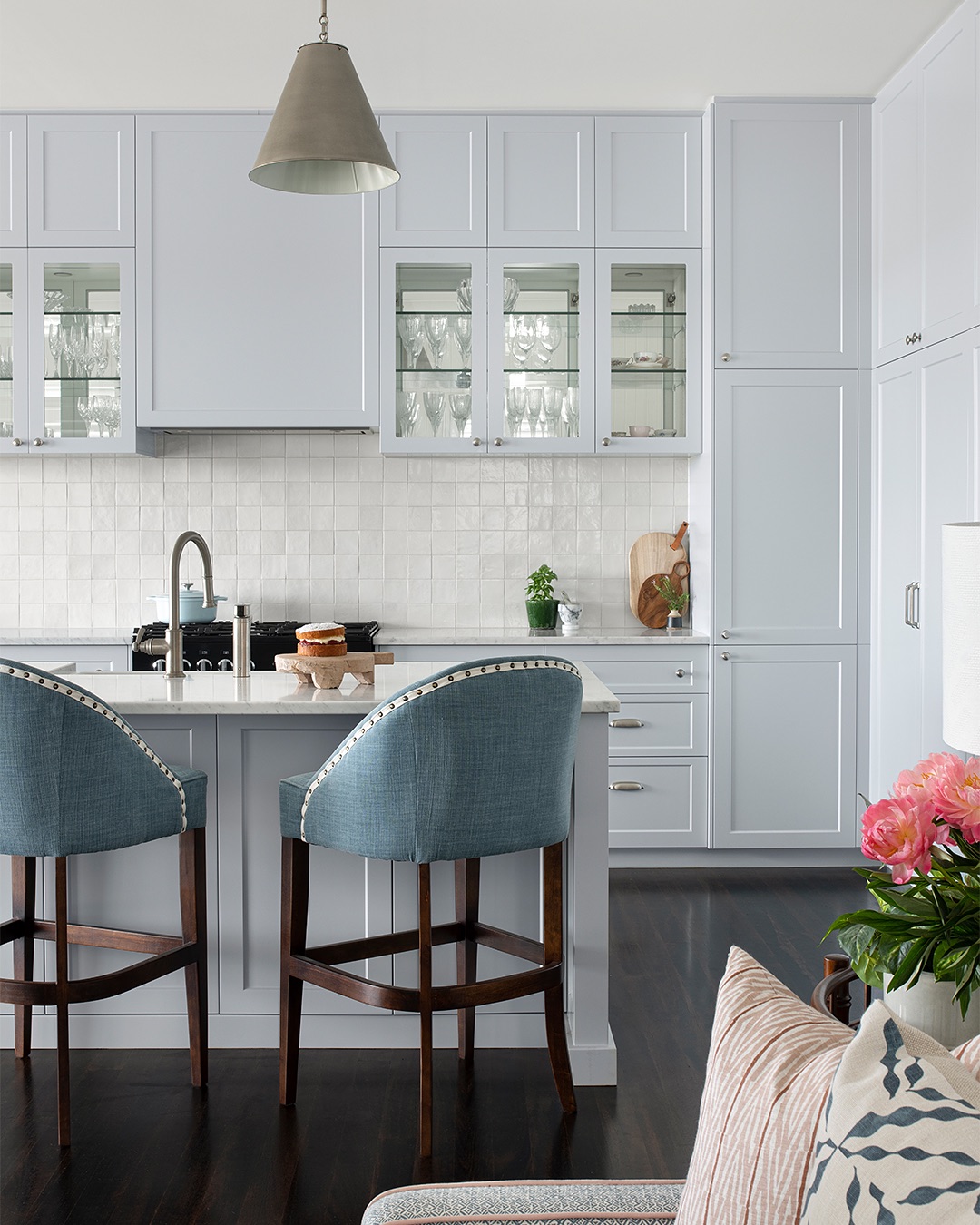 Throwback to one of our all-time favourite kitchens! 💙
This soft blue shaker-style beauty pays homage to classic Queenslander charm while adding a fresh, contemporary twist.
#QueenslanderHome