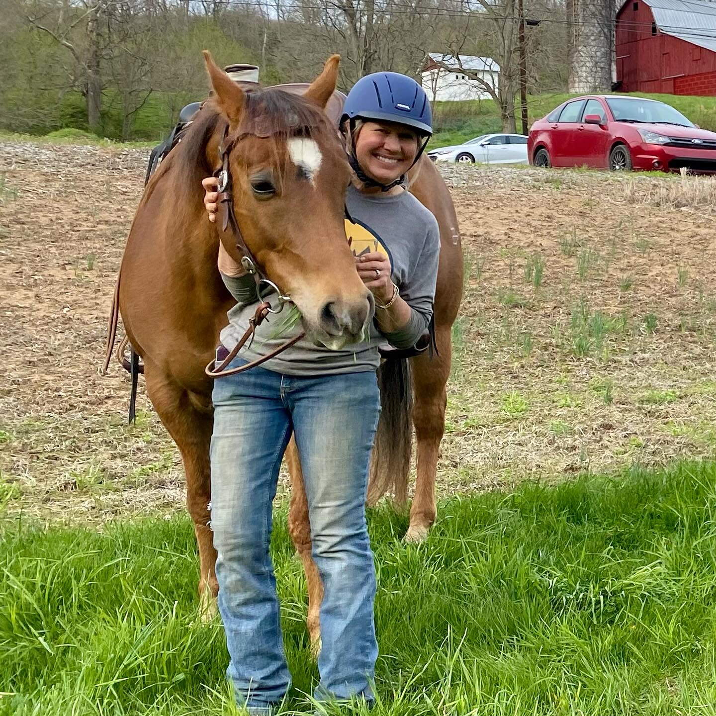 Whether you drive, walk, or ride fun times are happening at Dutch Creek Winery. Yesterday evening was beautiful and these lovely ladies rode their horses over for some refreshing honey soda. The horses got some tasty fresh grass, too! 🥰
Our current hours are:
Thurs & Fri - 5-9pm
Saturday - Noon-8pm
Sunday - Noon-6pm
Pizza, pretzels with house made beer cheese, wine, hard cider, beer, & honey soda
#ohiocider #ouohyeah #614drinks #OhioFindItHere #amesvilleohio #ohiowineries #mead #cbusfoodscene #614eats #columbus #ohiouniversity #columbusfoodie #athensohio #hardcider #honeywine #columbuseats #windy9 #fruitwine #athenscountyohio #visitathensohio #ohiowine #eatdrinkohio #ohiofoodie #Hockinghills #pizzaandbeer #614now #dutchcreekwinery #DCW #visitathenscountyohio #horsesrule