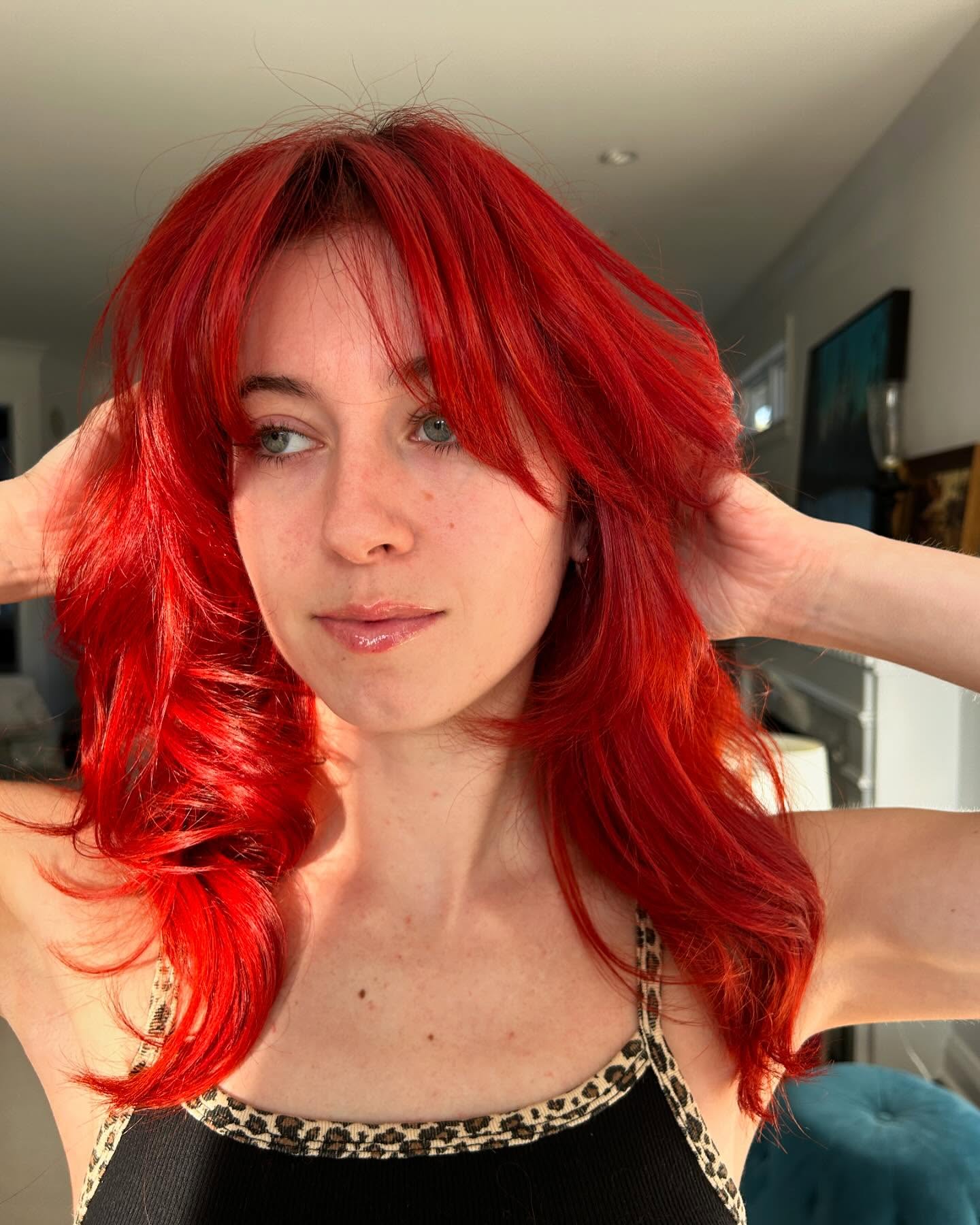 When lighting is perfect, @wella_canada for the perfect red.
#red #wella #wellacolor #wellacolortouch #ottawahair #ottawahairstylist #redhair