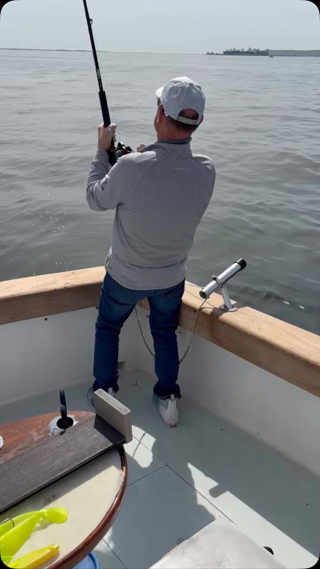 Forrest Electric our best customer with the bossman Harry Sassaman and his partner in crime Bob with a double. Don’t wait get in on this Bass bite. Call Capt J 561-578-2710 #sidejobcharters #stripers #striperfishing #lockwoodsmarina #raritanbayfishing #njfishing #bogansrods #reelseat #pennfishing #ruthelsstackle