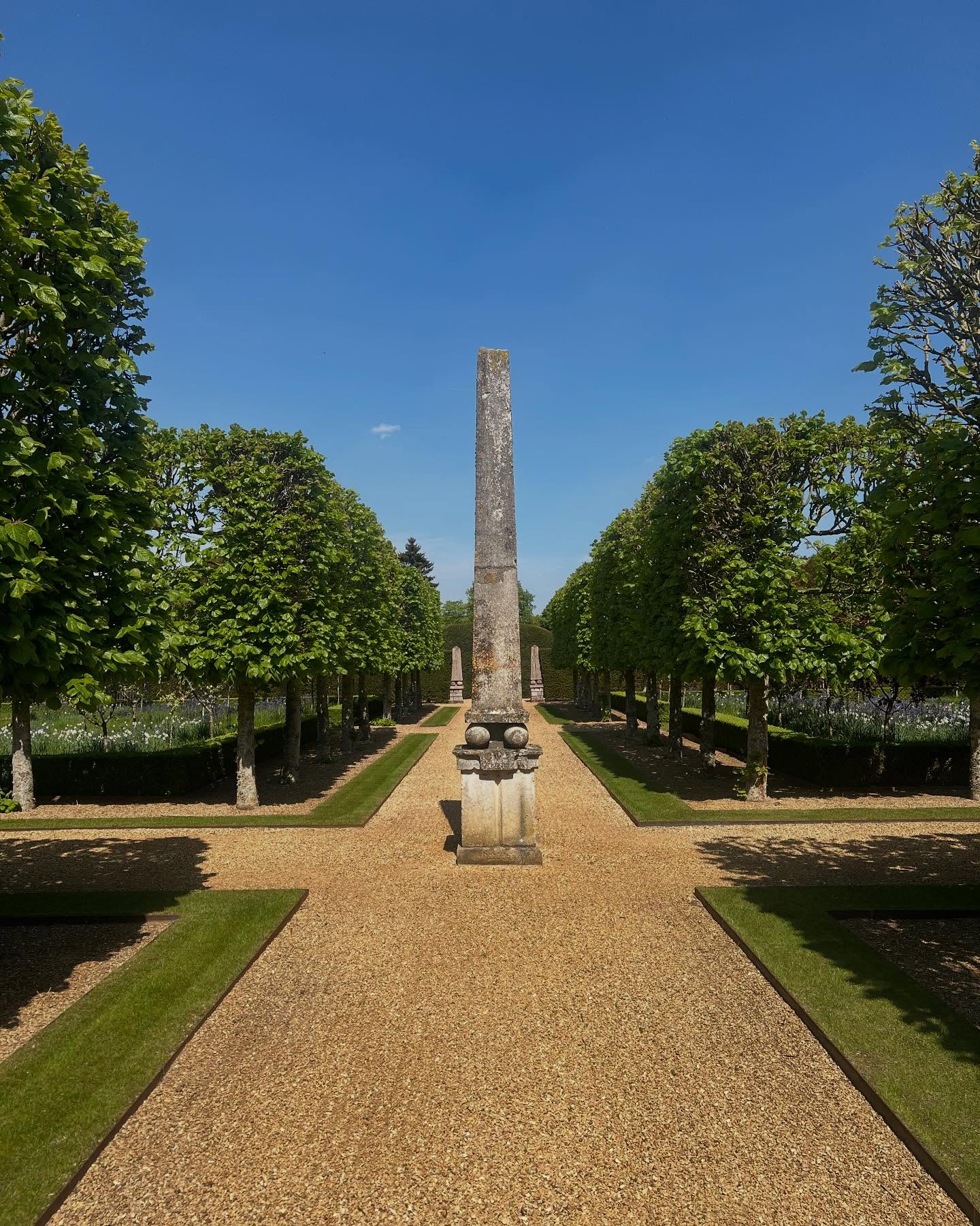 We’re opening this Sunday and everything is looking 😍 . Stephen Cox exhibition, the Hall, park, contemporary sculptures, and award-winning gardens all free for 18s and under. Get booking! Link in Bio