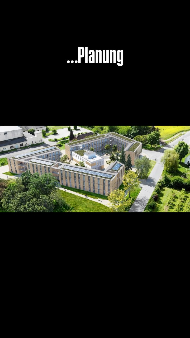 Ein Gebäudeensemble für heute – und für morgen!
Auf der militärischen Konversionsfläche Layenhof in Mainz-Finthen entsteht ein zukunftsweisender Gebäudekomplex für Geflüchtete in Holzmodulbauweise – konzipiert und entworfen von uns. 🪵