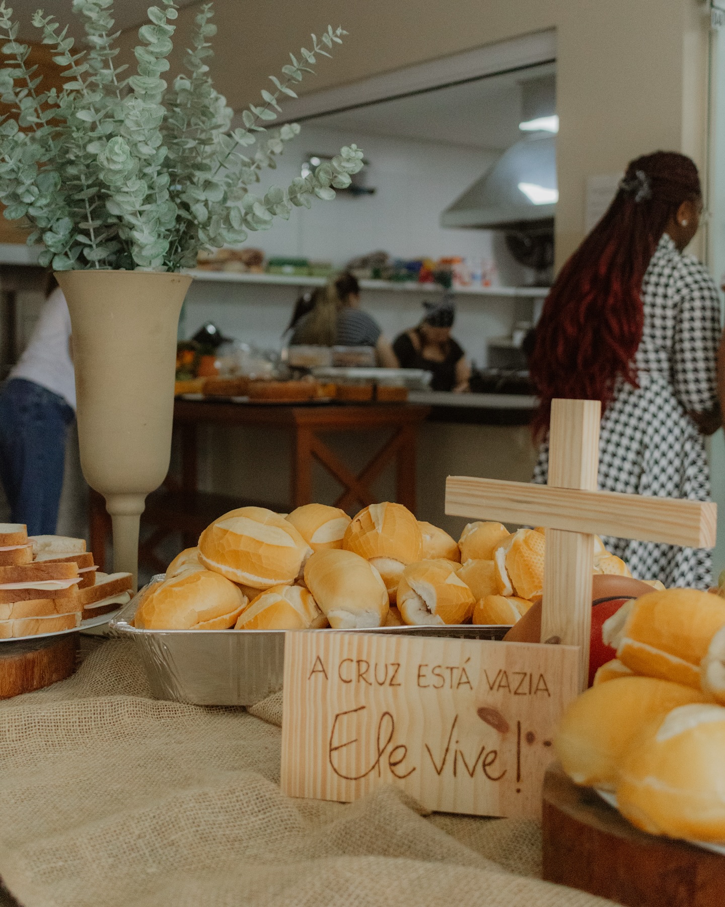 Domingo de manhã: Culto da ressuscitação e café de comunhão!
Somos gratos a Jesus pelo seu sacrifício e por nos trazer vida por meio da sua ressurreição! 🤍🙏🏻
.
.
.
.
#pascoa #igreja #comunhao
