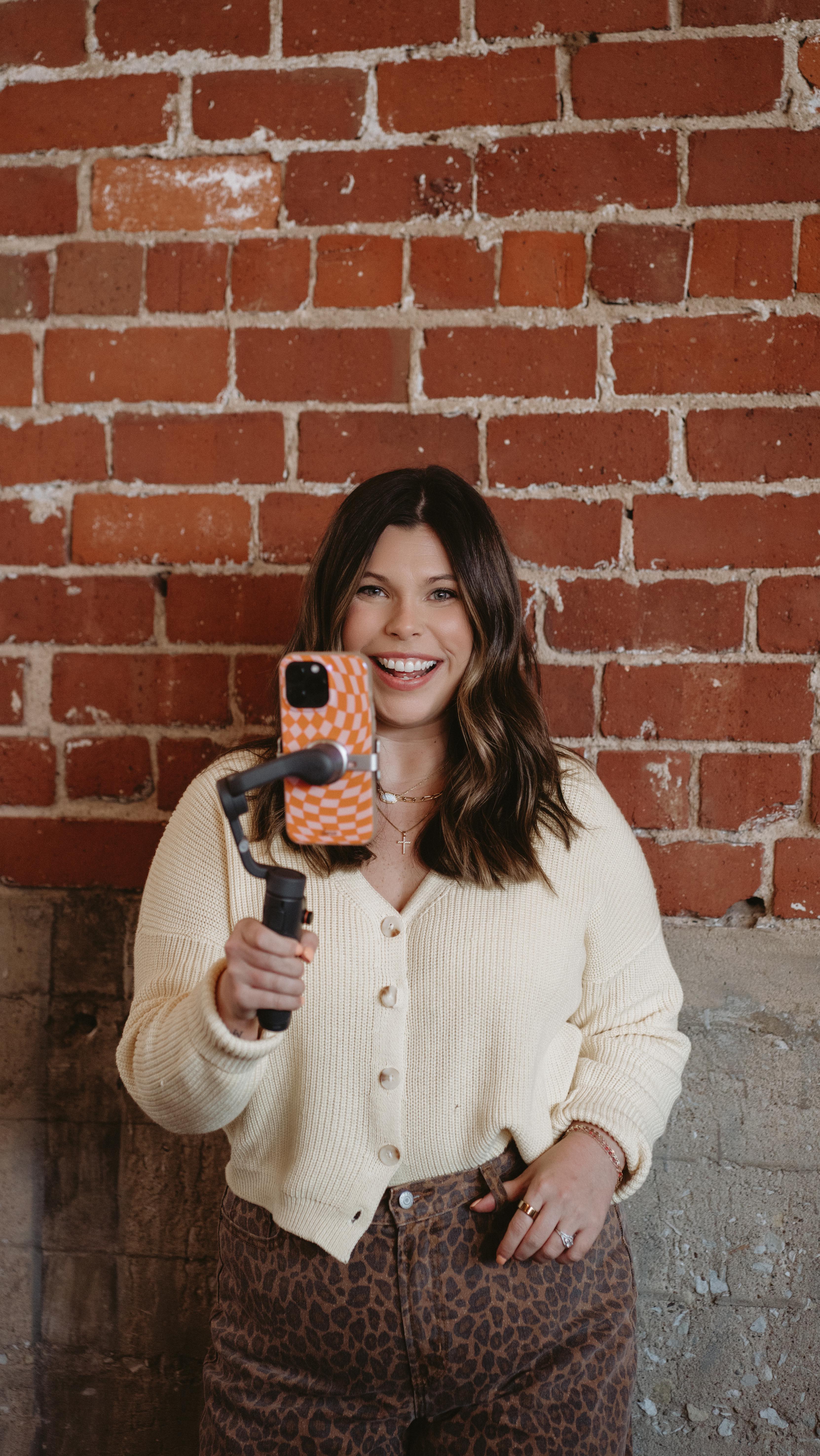 When you said ‘I do,’ what mattered most wasn’t just your vows, but seeing all your favorite faces in one place. Joy multiplies when you share it with everyone you love. ✨💍
#BestDayEver #WeddingMagic
#IllinoisWedding #IowaWedding #MidwestWedding
#QuadCitiesWedding
#IllinoisBride #IowaBride
#ChicagoWedding #DesMoinesWedding
#IllinoisWeddingDay
#IowaWeddingInspo
#IllinoisWeddingContent #IowaWeddingCreator
