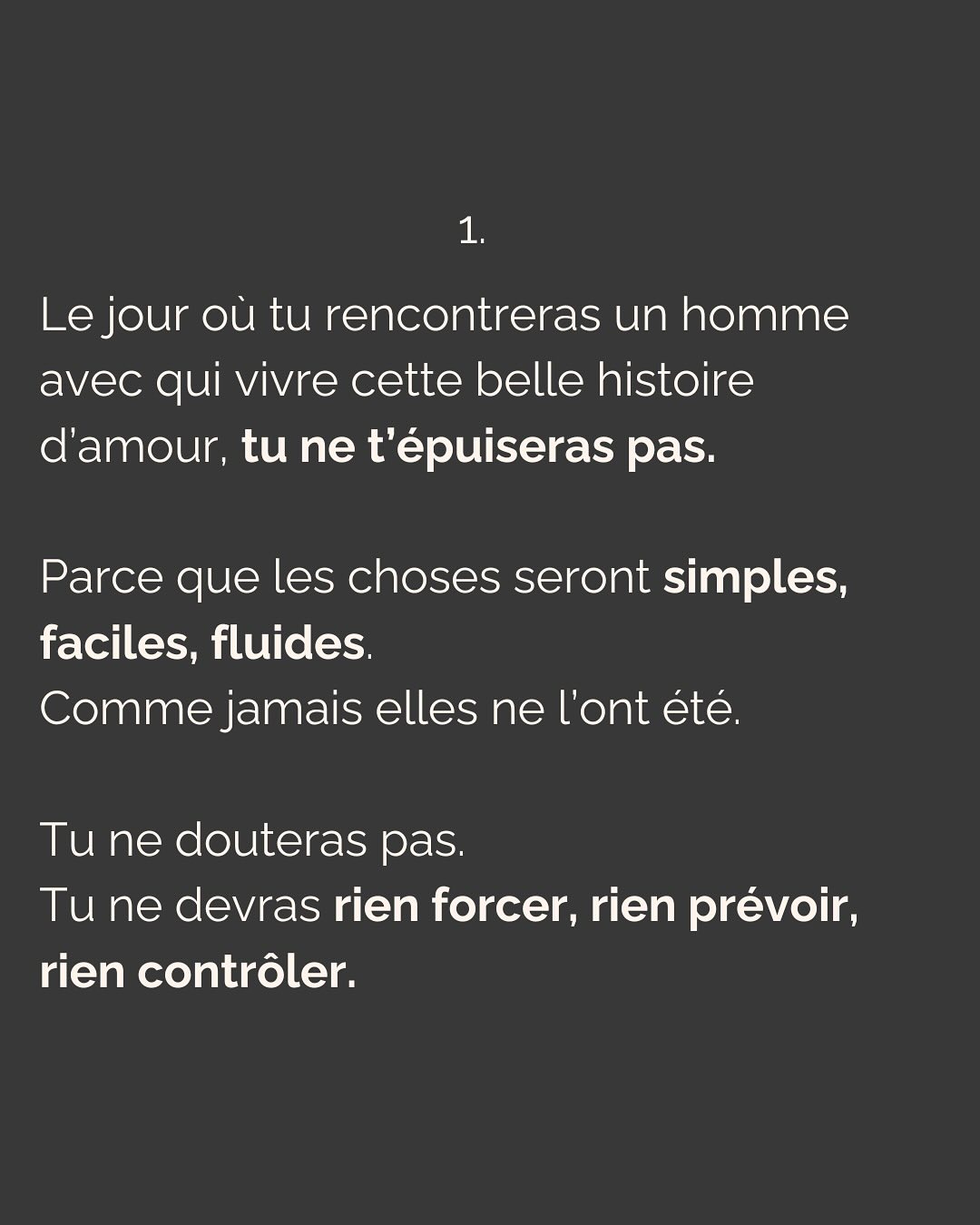 Ce biais de vouloir voir le meilleur de chaque être humain est noble, mais quand on souffre de dépendance affective, il peut avoir des conséquences dramatiques.
Parce que c’est comme ça qu’on tombe sous l’emprise de personnes malveillantes dont on a essayé désespérément de voir “le bon fond”.
Ce truc de dire “Oui, ok, il a des défauts, mais au fond c’est quelqu’un de bien”, bah non. Ça n’existe pas.
Personne ne se comporte comme un sanglier (pardon pour eux 🐗) en surface mais est une belle personne au fond.
Tout ça n’est pas une question de bon fond. C’est une question de choix.
Qu’est-ce que je fais de mes traumas ?
J’en fais payer le prix fort à toutes les personnes qui croisent mon chemin et qui ne demandent qu’à m’aimer ?
Ou je décide que les gens que j’aime et qui sont là pour moi n’ont pas à en subir les conséquences, et je me fais aider pour assainir tout ça ?
Arrête de te mentir à toi-même sur qui est cette personne. Tu gagneras un temps précieux et une énergie considérable.
Même si tu en doutes encore, sache que c’est pourtant le chemin le plus court et le moins douloureux pour vivre cette belle histoire d’amour à laquelle tu aspires tant.
——————————————————————
Je suis Emilie, thérapeute & coach diplômée spécialisée dans la dépendance affective et les troubles émotionnels.
J’aide les femmes qui souffrent de schémas toxiques répétitifs à aimer sereinement et librement, sans plus jamais s’oublier.
Je les accompagne pour qu’elles puissent passer de la théorie à la pratique. Avoir des prises de conscience c’est bien, voir des changements concrets dans sa vie, c’est mieux.
Passons 30 min ensemble pour apprendre à nous connaître ! Rdv dans mon lien en bio ou sur mon site : Emilie-leduc.com pour accéder à mon agenda
Lancement d’une nouvelle offre :
Assistance & Coaching Illimités ! Rdv en mp pour en savoir plus ;)
#dependanceaffective#manipulation#relationtoxique#addiction#dependance#peurs#blessuredabandon#rupture#couple#hypersensibilité #emotions #gestionemotions #hypersensibles #abandon #perversnarcissique #depression #blessuredelame #selflove #amourdesoi #tinder#date#rencontre #angoisse#solitude #lovecoach #pn #devperso #amourdesoi