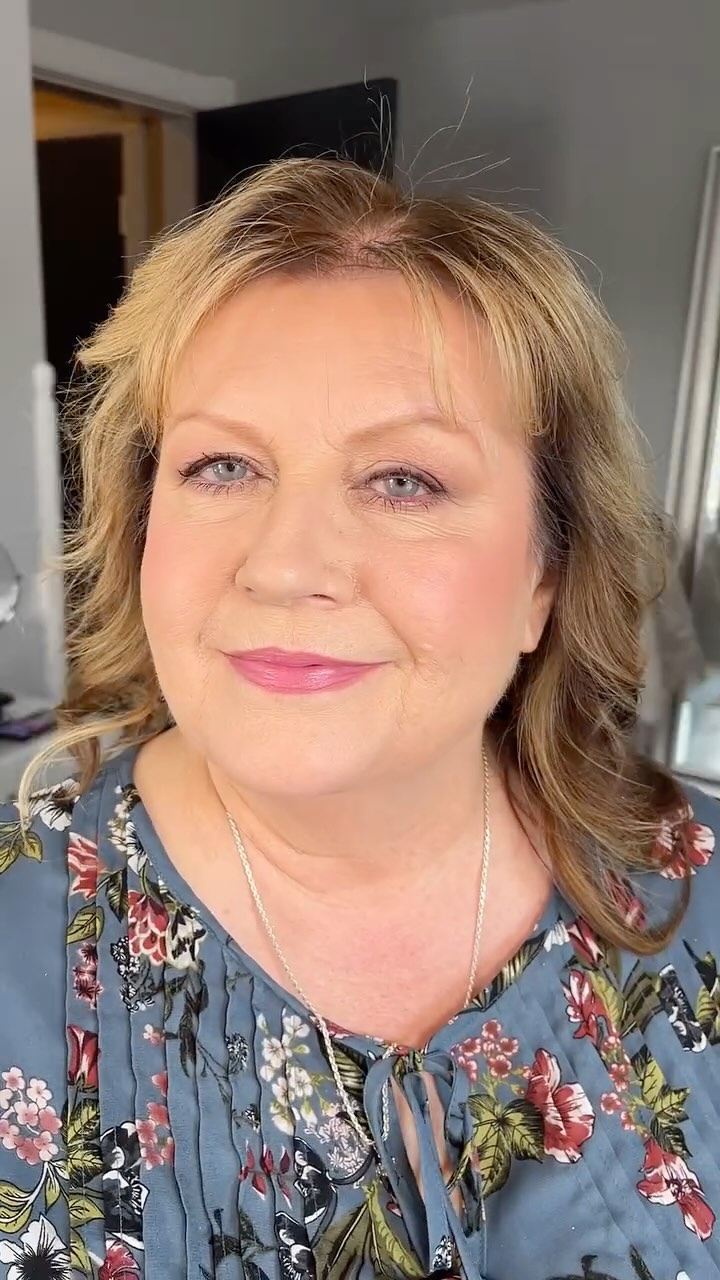 A little Mother of the bride glam 💐 in honour of Mother’s Day coming up 🌸
MOB requested a full glam, colour on the eyes and no lashes.
I use my fave @danessa_myricks to even out skin tone and discolouration.
Makeup @beyoutifiedglam
For @autumnartistrymakeupandhair