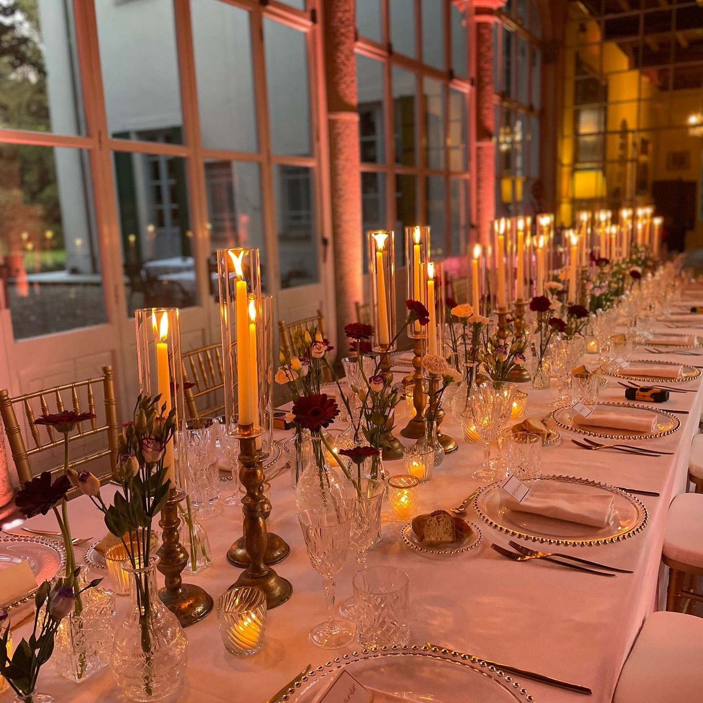 flower arrangement and special catering event in exclusive private home
Catering: @alessandra_galimberti @europartysrl
floral arrangements: @ilbocciolo_milano
#privateevents #exclusiveprivate #privatecatering #ilbocciolomilano #ilboccioloesclusiveprivateevents #flowersilbocciolomilano #arrangementsilbocciolomilano #europartysrl #alessandragalimberti