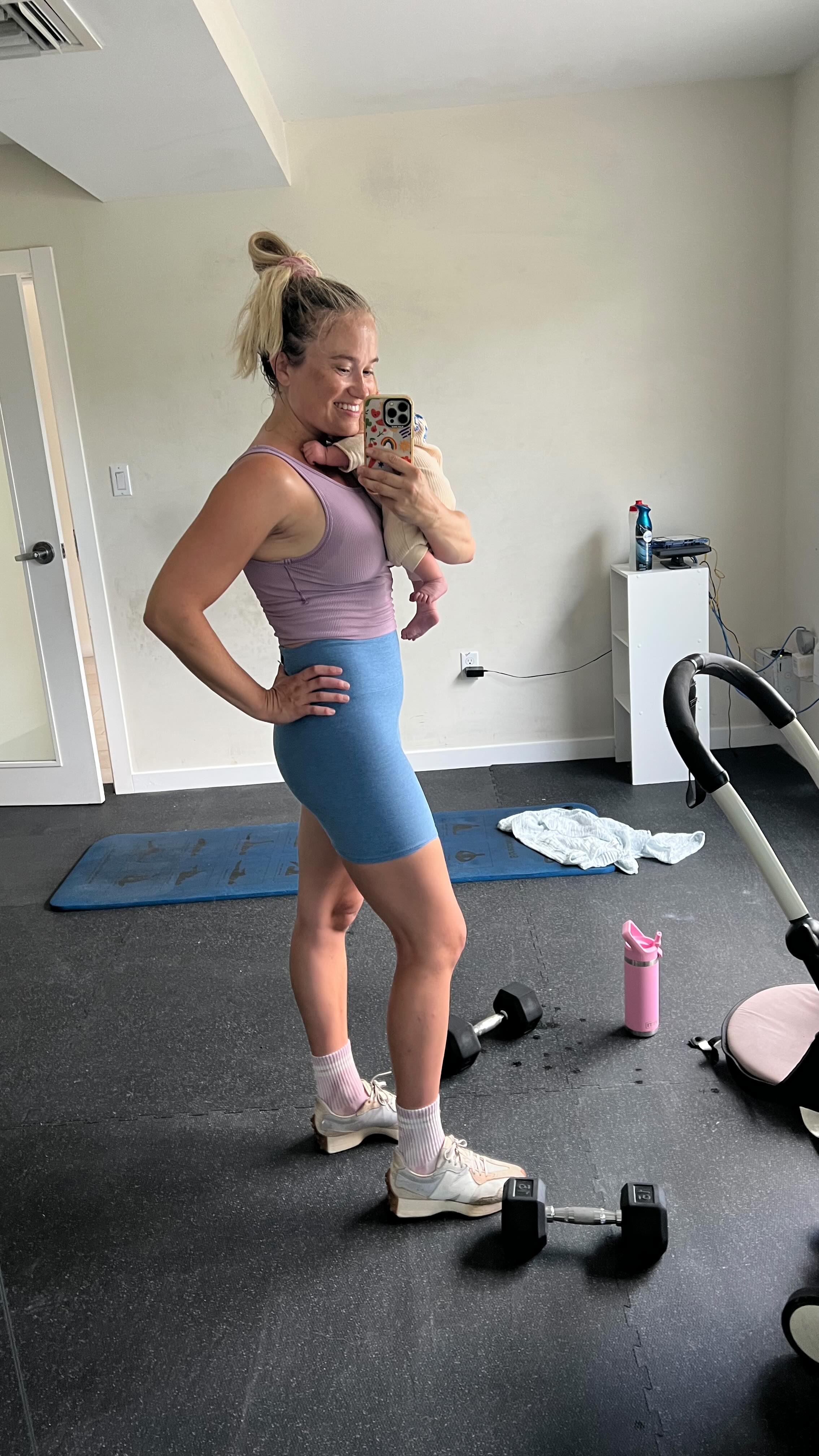 Our littlest boy arrived one month ago! Here are the 39 sweaty gym selfies I took from 14 - 39 weeks pregnant, plus our first session together on the outside!
Shout out to my pink scrunchie.
#pregnancyworkout #prenatalworkout #pregnancypilates #pregnancyworkout