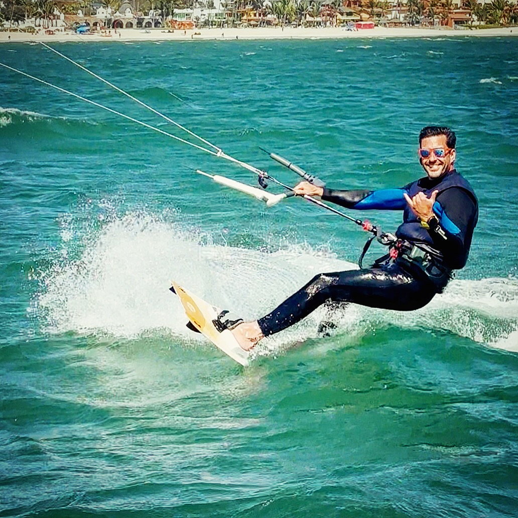 Therapy…
#kitesurf #kiteboarding #kiteboarder #kite #mexico #vallarta #puertovallarta