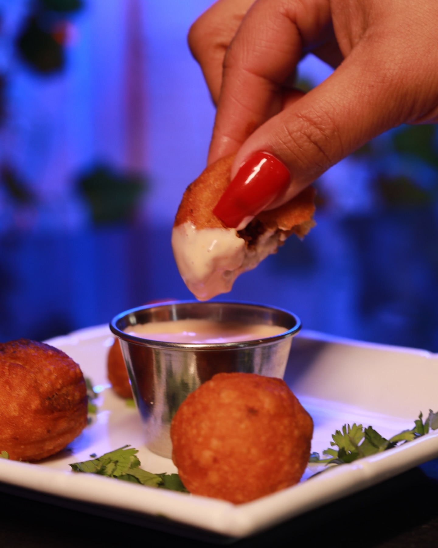 Craving something unique? Try our flavorful Caribbean-style beef bun with our house-made pink sauce — only at Don Quijote Restaurant in Manchester, NH.
¿Antojo de algo único? Prueba nuestro sabroso bollo de carne estilo caribeño con nuestra exclusiva salsa rosada, solo en Don Quijote Restaurant en Manchester, NH.
Come hungry. Leave happy. / Llega con hambre. Sal feliz.
#DonQuijoteRestaurant #CaribbeanFlavor #SaborCaribeño #ManchesterNH #FoodieNH #LatinFoodUSA #AuthenticCaribbean #SalsaRosada #BeefBun #SupportLocalRestaurants #eatlocalnh