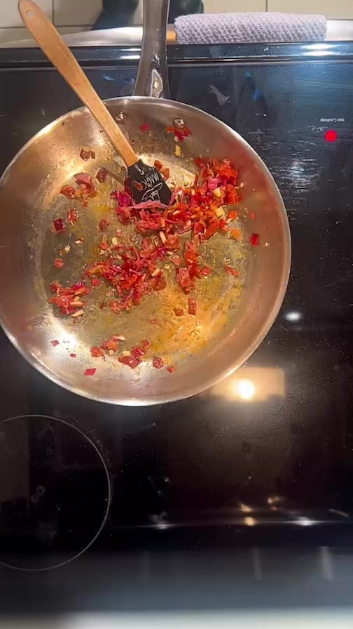 Cocinando un arroz ibérico sencillo