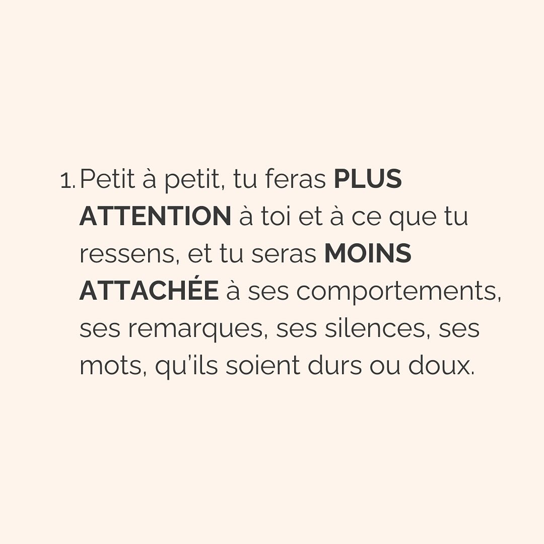 Ce travail d’amour de toi, d’acceptation de tes émotions, ne s’arrêtent pas une fois que tu as réussi à partir.
Parce qu’après peuvent venir les regrets, les doutes, le manque.
Et tout ça aussi fait partie du processus.
Plus on passe de temps dans une relation qui nous détruit, plus on se demande si on a fait le bon choix, une fois partie.
Cette réponse-là, du bon choix ou pas, tu la connais déjà. Aucune thérapie ou coaching ne peut t’offrir ça. Parce que tu as déjà toutes les ressources en toi, et que tu sais mieux que personne ce qui est bon pour toi.
La thérapie n’intervient que pour te guider vers un chemin que tu n’arrives pas à emprunter seule. Parce que c’est trop dur, parce que ça fait peur. Et même, parfois, parce que ça fait mal.
Mais savoir si tu as fait ou non le bon choix de quitter une relation qui te faisait du mal, rien ni personne ne pourra jamais le décider à ta place.
———————————————————————————
Je suis Emilie, thérapeute & coach diplômée spécialisée dans la dépendance affective.
J’aide les femmes qui souffrent de schémas toxiques répétitifs à aimer sereinement et librement, sans plus jamais s’oublier.
Je les accompagne pour qu’elles puissent passer de la théorie à la pratique. Avoir des prises de conscience c’est bien, voir des changements concrets dans sa vie, c’est mieux.
Passons 30 min ensemble pour apprendre à nous connaître ! Rdv dans mon lien en bio pour accéder à mon agenda ou sur mon site : Emilie-leduc.com
#dependanceaffective #manipulation#relationtoxique#addiction#dependance#peurs#blessuredabandon#rupture#couple#hypersensibilité #emotions #gestionemotions #hypersensibles #abandon #perversnarcissique #depression #blessuredelame #selflove #amourdesoi #tinder#date#rencontre #angoisse#solitude #lovecoach #pn #devperso #amourdesoi