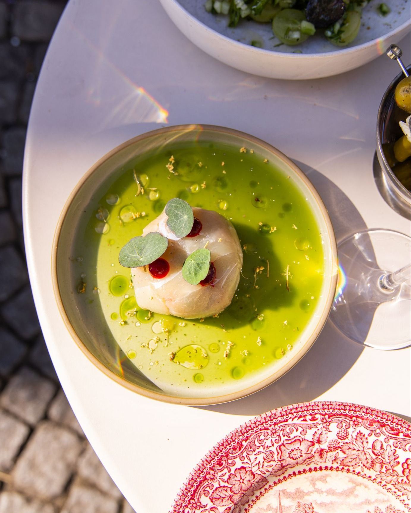 NEW MENU @restobarjos - ik mocht weer de kleurrijke gerechtjes van JOS vastleggen. Altijd fijn als het zonnetje zich dan volop laat zien. ππ¦ππ
Jouw onderneming ook in het zonnetje zetten? Stuur een berichtje! πΈ