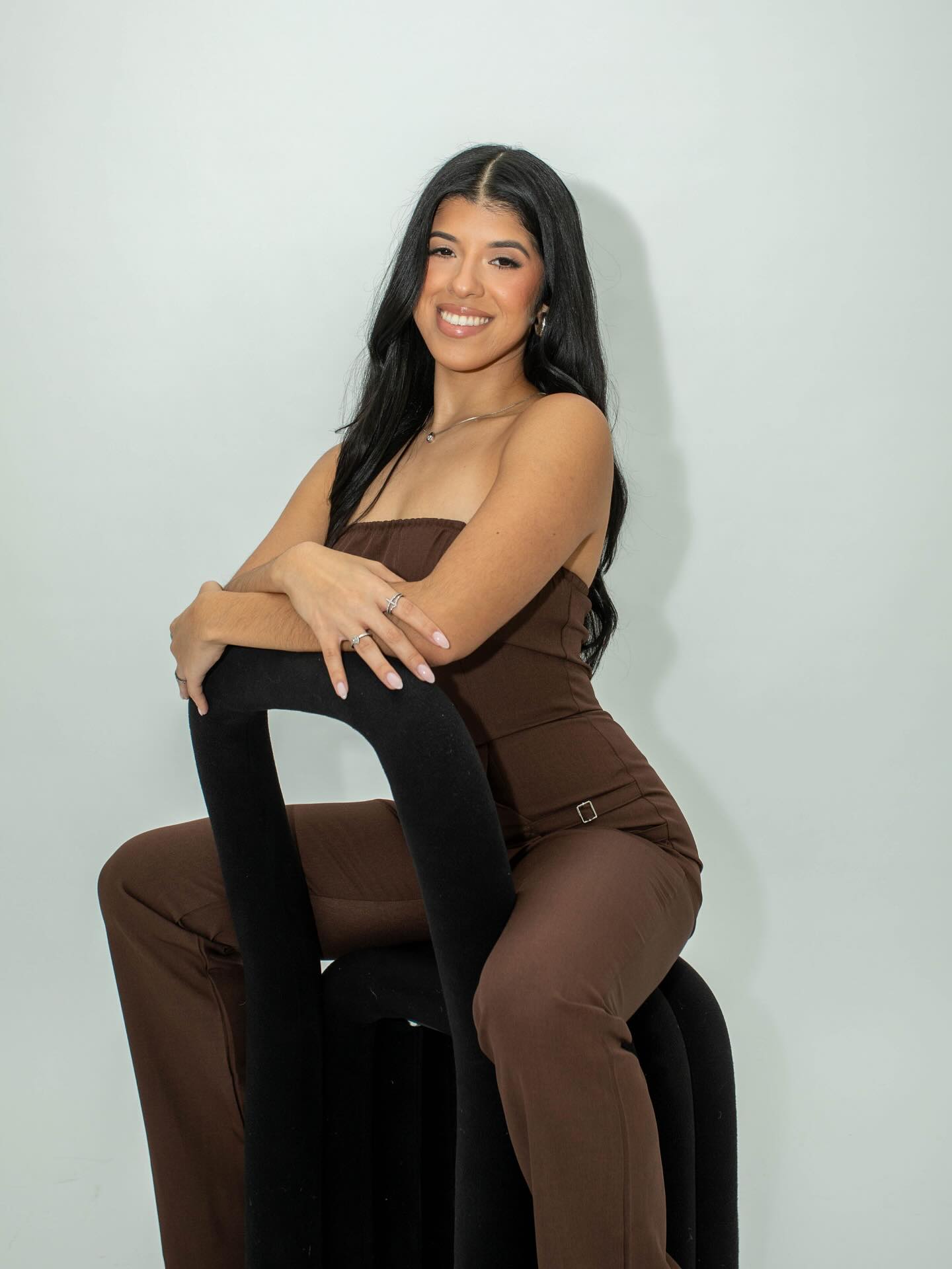 🪽 Aside from healing skin and helping others be knowledgeable and educated on their specific skin concerns/ conditions… my ultimate goal is to serve the Kingdom and spread the Gospel.
Before surrendering my life to Christ- I was chained to an anxiety that quite literally left me stuck and stagnant- for every single little thing I’d experience. I found FREEDOM in Christ. So many people will ask how? It comes down to FULL SURRENDER. Getting on your knees, calling out to God, even when you don’t have the words to speak… He knows.
“God would surely have known it, for he knows the secrets of every heart.”
Psalms 44:21 NLT
Whatever earthly scenario/ situation that is weighing on your heart today… take it to God. Call out to Him. It’s not a 1 way street in your walk with Christ, He can’t work, if you don’t work. Not because He doesn’t have the power, but because He wants your HEART.
Firstly, know that it all works for His good.
“And we know that God causes everything to work together for the good of those who love God and are called according to his purpose for them.”
Romans 8:28 NLT
Secondly, have no fear… God has covered every step you’ve taken, and He himself has carved your very next steps. He is there!
“Do not be afraid or discouraged, for the Lord will personally go ahead of you. He will be with you; he will neither fail you nor abandon you.””
Deuteronomy 31:8 NLT
I pray this touches the hearts who needed the message. 🪽