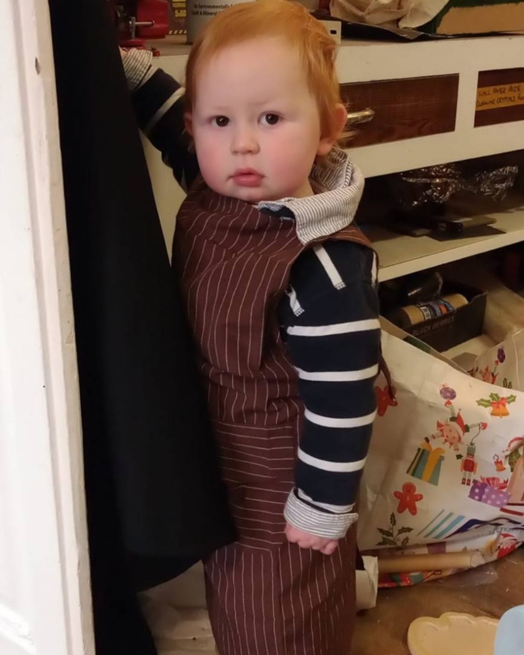 ARE WE REALLY OPEN TODAY MUM?
We are open today, Good Friday, here at Le Hibou Chic and so is Le Cedre Salon De Thé and The British and Irish Food Shop 10h to 15h.
You can find us at 5 rue Vergniaud in Bellac, lots of parking outside.
Artisan gifts, Nordic Chic paint, upcycled furniture,cakes, panini's, salads, outside terrace and so much more.
My little helper might be there to welcome you......
#lehibouchic #Bellac #hauteviennetourisme