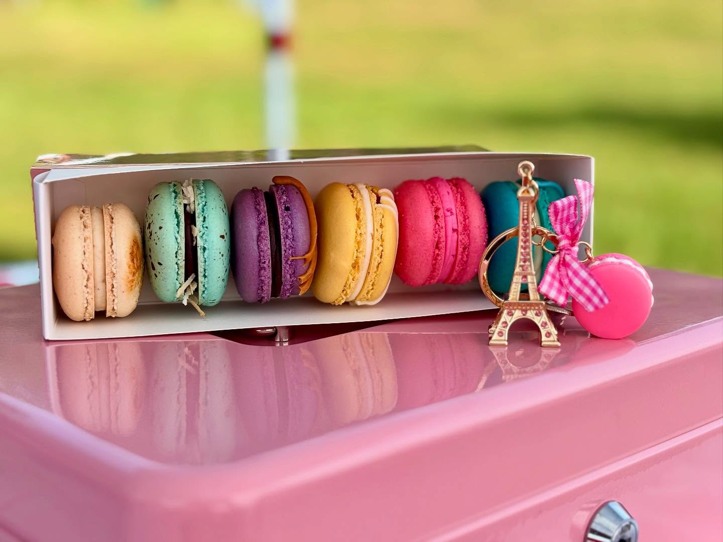 Happy Easter! 🐣 🌸🐰 We’re here today @blackwellfarmersmarket with some delicious treats! Come see us and enjoy the beautiful weather today 9am-Noon🌤️🩵 #storybookbakery #blackwellfarmersmarket #macarons #cupcakes #easter #easteregghunt #smallbusinesssaturday #smallbusiness #womanowned #desserts #macaronsofinstagram