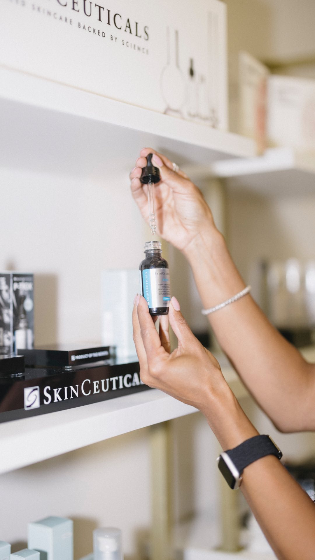 Come see me for your Hydrafacial, Microneedling with exosome, BioRepeel, and laser treatments! I’m here to help you look and feel your best. I'd love to chat if you have questions or want to book an appointment! 💖✨
#shreveportbossier #hydrafacial #laserhairremoval #medicalspa