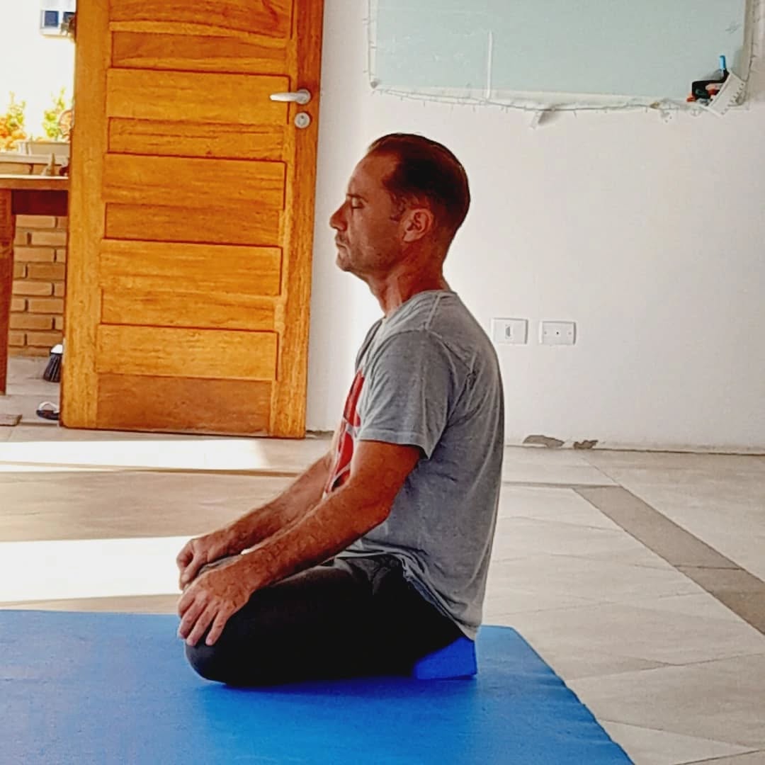 Manhã começando com uma aula sutil de Yoga, conduzida pela querida @celestecotrin , que cursou a formação de Instrutores de Yoga aqui do Sada Shiva e agora coloca em prática, nos estágios, suas novas habilidades e conhecimentos!!!
Boa sorte querida Celeste, linda jornada pra vc!!!