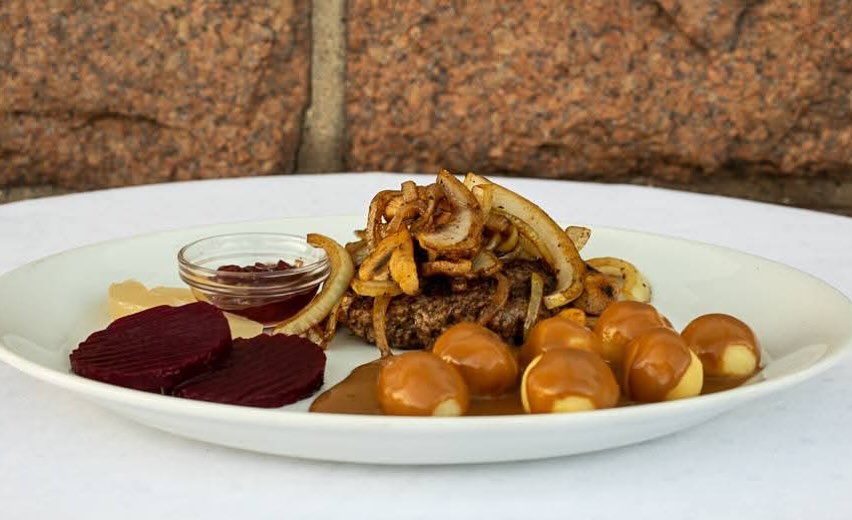 PÅSKEKONKURRANSE!! 🐣💛 Hvem savner du denne påsken og hvem ønsker du å vinne en hakkebøffmiddag for to å dele med?🤞🏼 Tagg den du savner og følg Dreggen på Instagram og Facebook! 🍀Vi trekker en heldig vinner mandag 21. april🌞✨💛