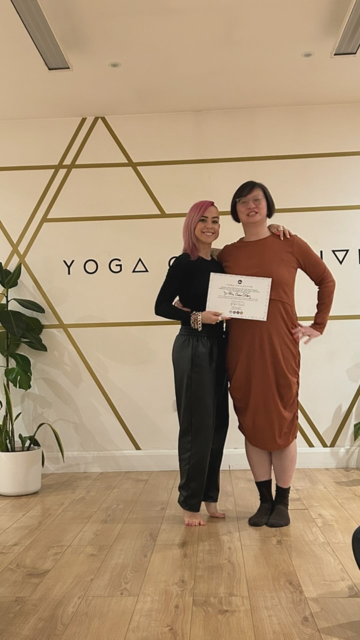 📚🧘♀️Yoga Collective Academy🧘♂️📚
.
Don’t just take our word for it; find out what makes our YTT course standout from the rest, by hearing from our past graduates…
.
🤸🏼♀️Ally Xiang 🥳 200hr YTT Graduate Feb’24:
.
“It has been an amazing YTT journey! The weekends are physically challenging, mentally stimulating and spiritually awakening. I found myself surprisingly loving the playfulness of Rocket, the classic origins of Hot yoga, and going deeper into yoga philosophy. It provides a fantastic foundation. All the teachers are dedicated, approachable and experienced. Aimée, the course leader, is passionate, supportive and works hard to ensure her trainees flourish. Enrol and experience for yourself!”
.
🙌 Massive congratulations Ally 🕉️
.
.
.
#yogateachertraining #200hryogateachertraining #yogacollective #yoga #yogacourse #yogacourses #200hrytt #vinyasateachertraining #ashtangavinyasa #hotyogateachertraining #yogaacademy