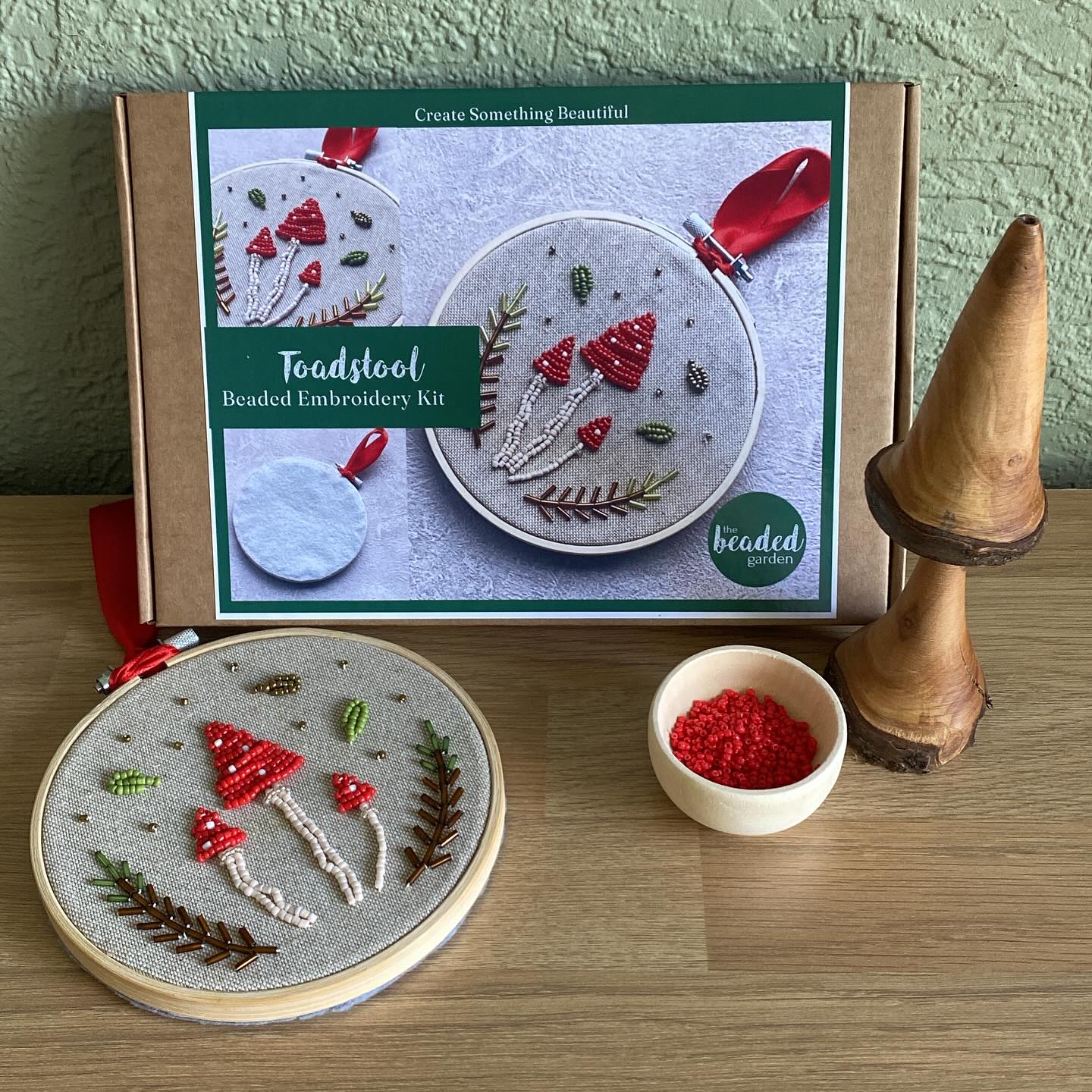 Coming soon! I’ve designed some little beaded embroidery kits that will be available very soon.
#embroiderykit #embroidery #beadembroidery #beadedembroidery #craftkit #comingsoon