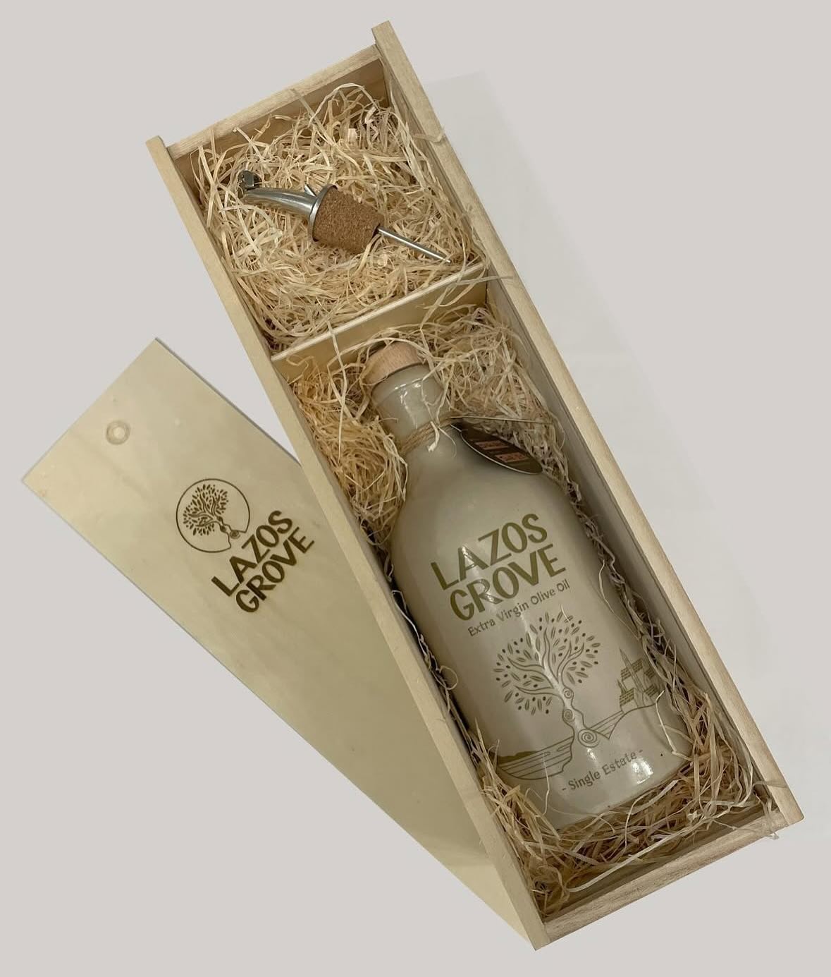The wonderful Lazos Grove @lazos.grove will be at this year’s Market!
.
Based in the Corn Exchange in Royston, Lazos Grove is brought to you by an English family, living in the UK, but with strong ties to the village of Lazos in Greece.
.
Lazos Grove oil is brought to the UK directly after harvest where it is bottled for you to enjoy.
.
They will be selling their Extra Virgin Olive Oil made from 100% Koroneiki olives from a single estate. Unfiltered, unblended and quickly pressed for maximum quality. Supplied in stoneware bottle to maintain a high quality.
.
Where to find them… Lazos Grove, along with @thehonestfig and @cambwineroyston will be near the pond on the way to the Food Court.
.
#lazosgrove #oliveoil #barkwaymarket2025 #barkwaymarketstalls #whatsatbarkwaymarket #countrymarket #countrymarketbarkway #artisanalfood #hertfordshireevents #royston