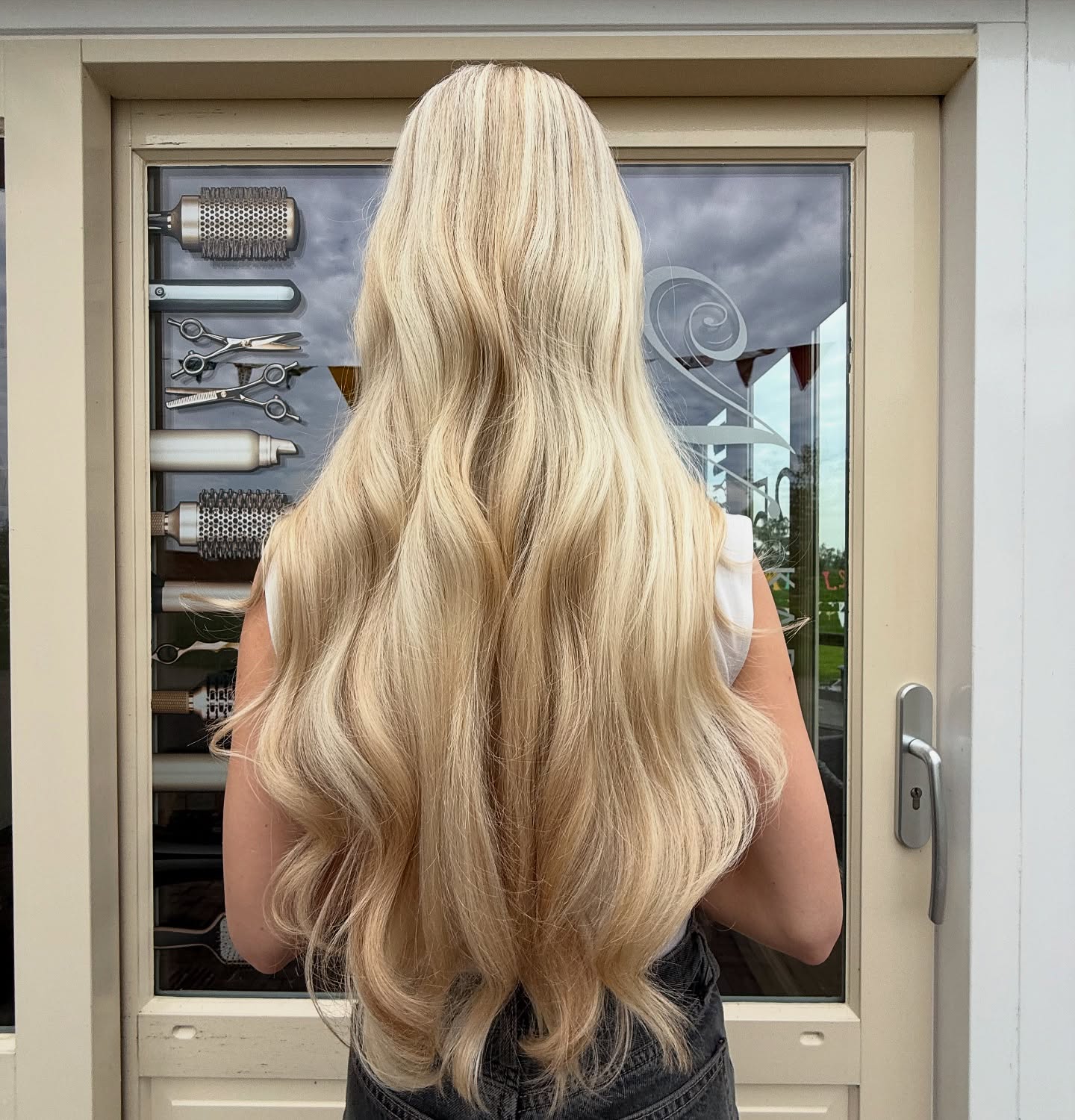 1/2 HIGHLIGHTS 💖
#blondegirl #redkenbenelux #shadeseq #newhair #summerhair #highlights #herwijnen #fleurvantuijlx