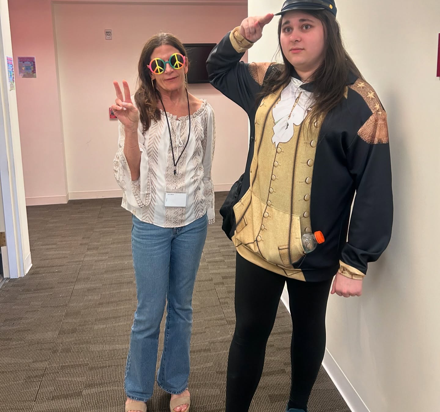 We hope everyone had a fun and restful Spring Break! Check out some of our favorite moments from Spring Spirit Week, featuring:
Country vs. Country Club 🤠👒🏌🏼♀️
Twin Day 👯♀️👯♂️
Retro Day 🕺🏻📺🪩💃🏽
Meme Day 🐸☕️
Anything But a Backpack Day ❌🎒
It was such a blast—thank you, Spire, and welcome back! ❤️
.
.
.
#fairfieldcounty #westchestercounty #connecticut #connecticutschools #privateschool #privatemiddleschool #privatehighschool #therapeuticschool #therapeuticdayschool #specialeducation #bethelct #brookfieldct #darienct #fairfieldct #greenwichct #reddingct #newcanaanct #norwalkct #ridgefieldct #stamfordct #westonct #westportct