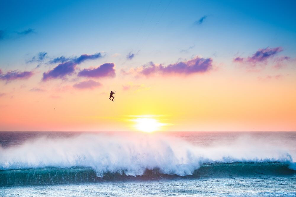 Still one of my fav photos… check out @atlasbeachtarifa for more beauty. 🔥
@kitemana_com
