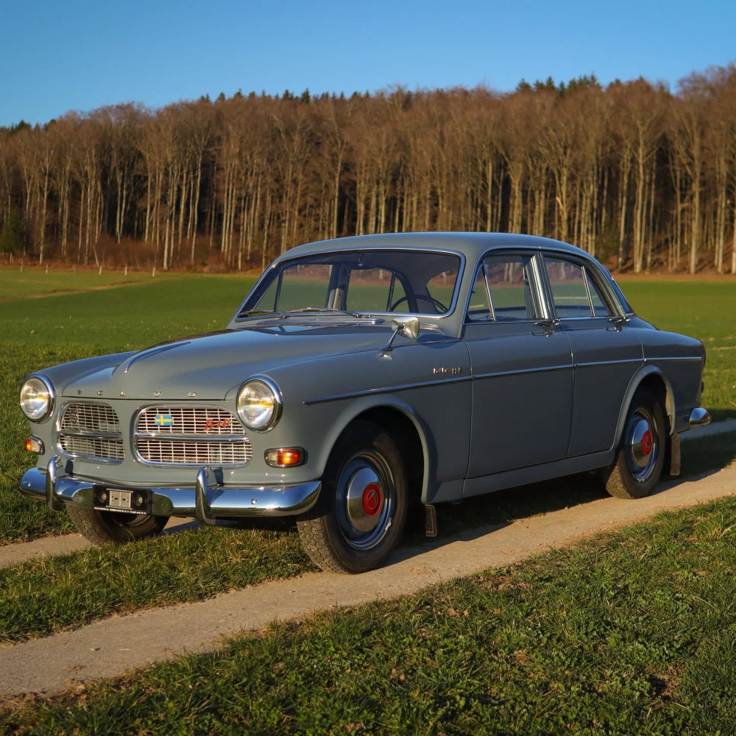 🚗💨
#Volvo#amazon#p1800#544#classiccars#oldtimer#volvoamazon#swedishclassic#volvoclassic