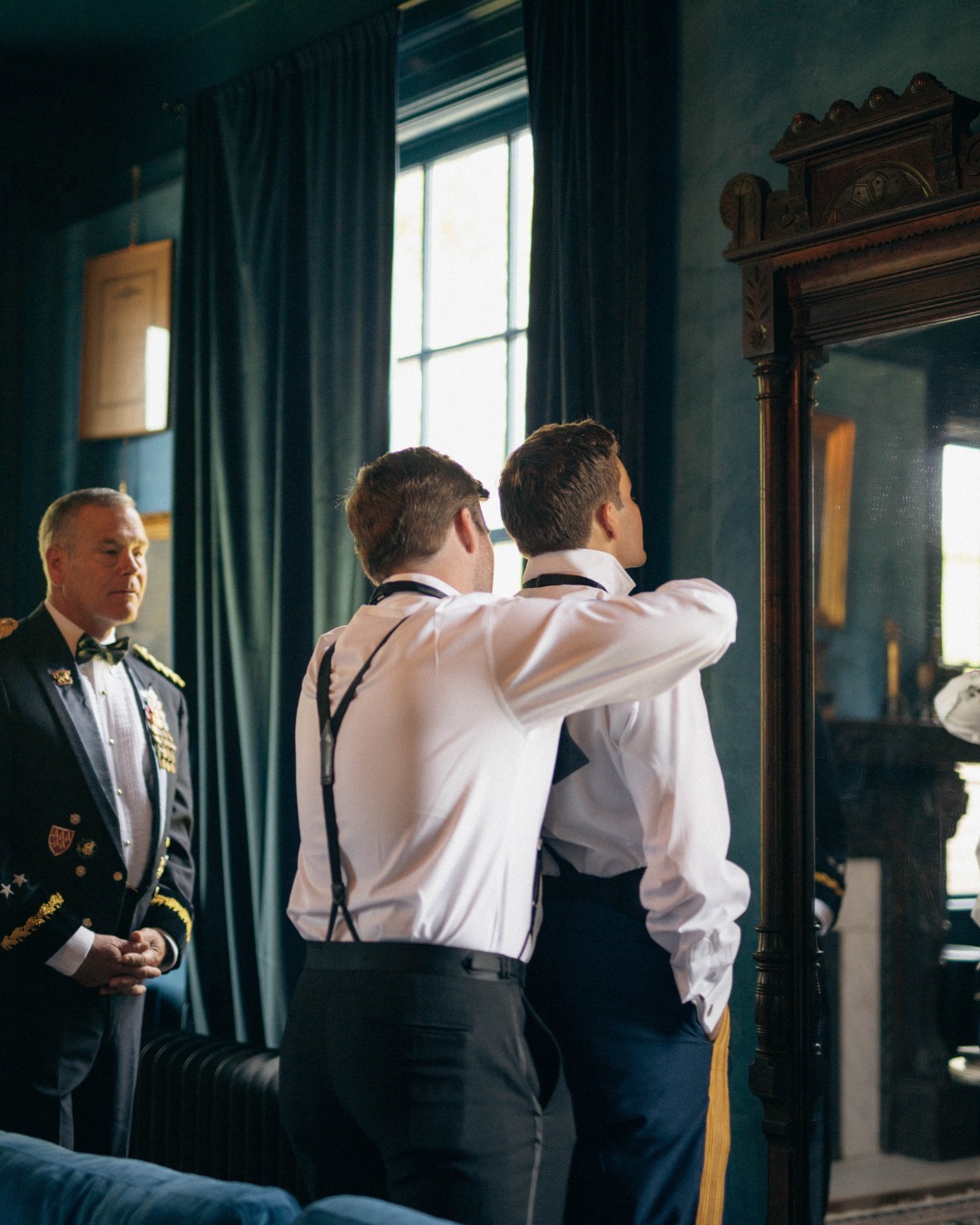 Your private retreat before the big moment. ✨ Our elegant suites offer a serene space to prepare, reflect, and soak in every emotion before saying 'I do.'
Photography: @thewipplers
#bridalsuite #gettingreadyroom #luxuryweddingvenue #montgomerybrides #bridetobe2025 #southernweddingstyle #elegantspaces #the1616house